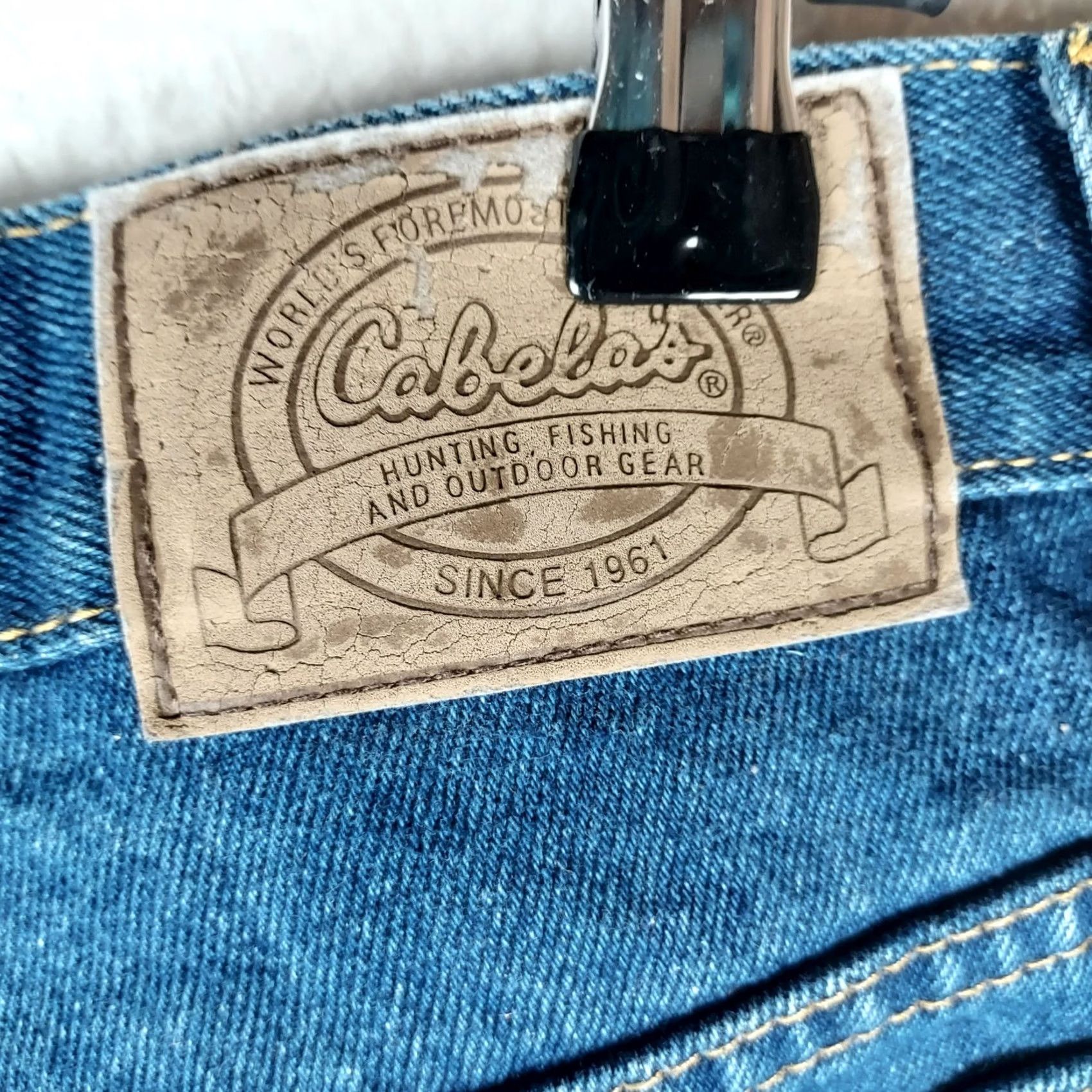 Vintage Cabela's Brush Denim Jeans Mens 32x30 Jeans 5-Pocket Blue Cotton Denim Regular Rise Medium Wash Outdoor Workwear Day Outdoor Winter Spring Fall Mens Size US 32 / EU 48 - 4 Thumbnail