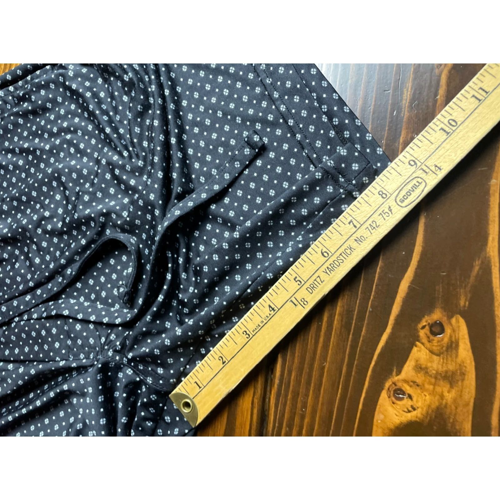 Fruit Of The Loom Fruit of the Loom Shorts Ladies M Black Sleep/Lounge Shorts Women’s Medium Size Size 32" / US 10 / IT 46 - 7 Thumbnail