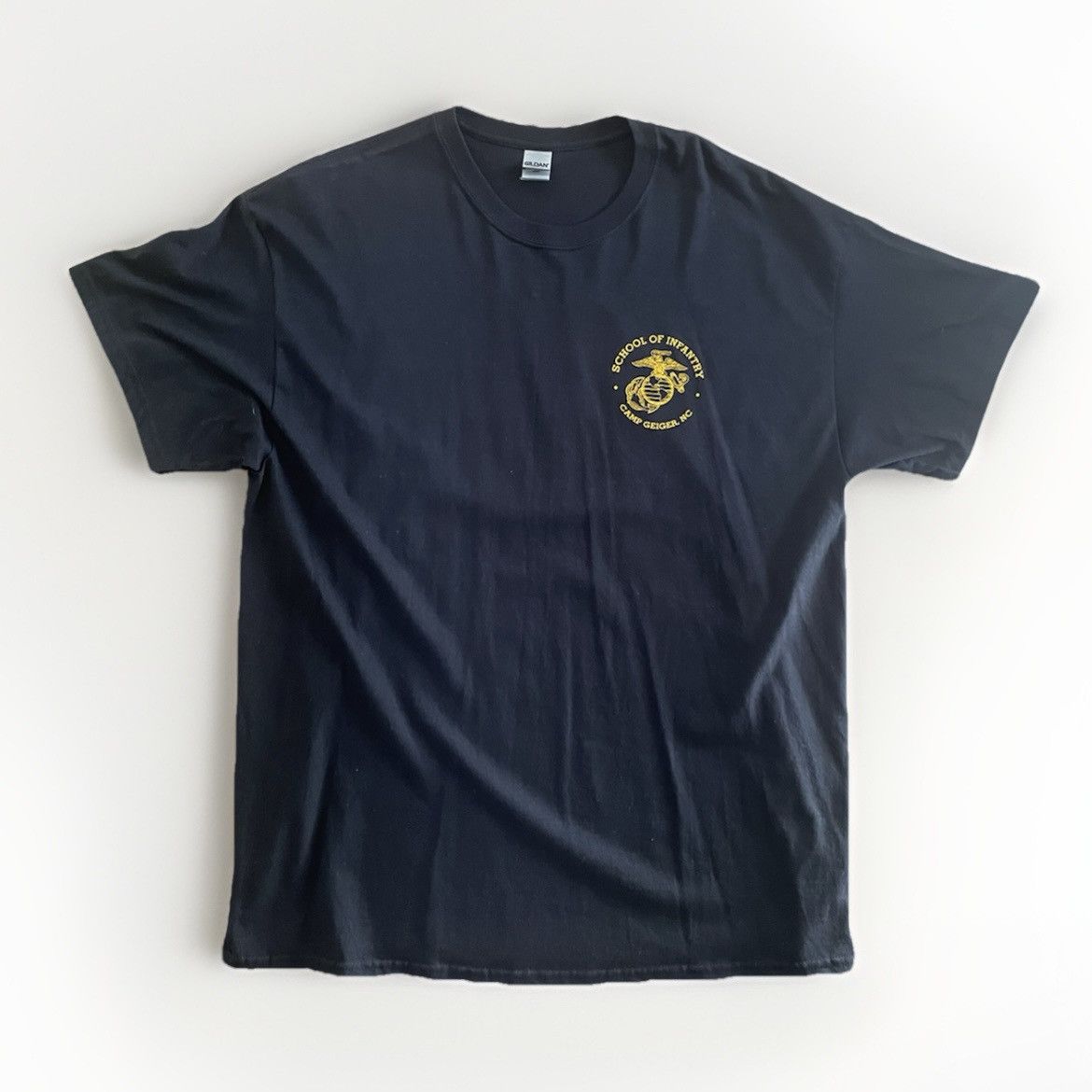 Vintage “School Of Infantry” Tee Size US XL / EU 56 / 4 - 1 Thumbnail