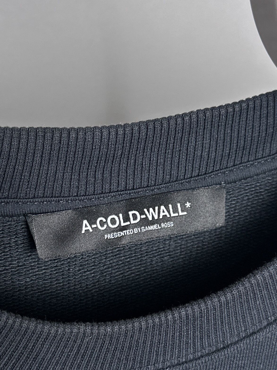 A-COLD-WALL* A-COLD-WALL Foil Grid Crewneck Sweatshirt Size XS Size US XS / EU 42 / 0 - 5 Thumbnail