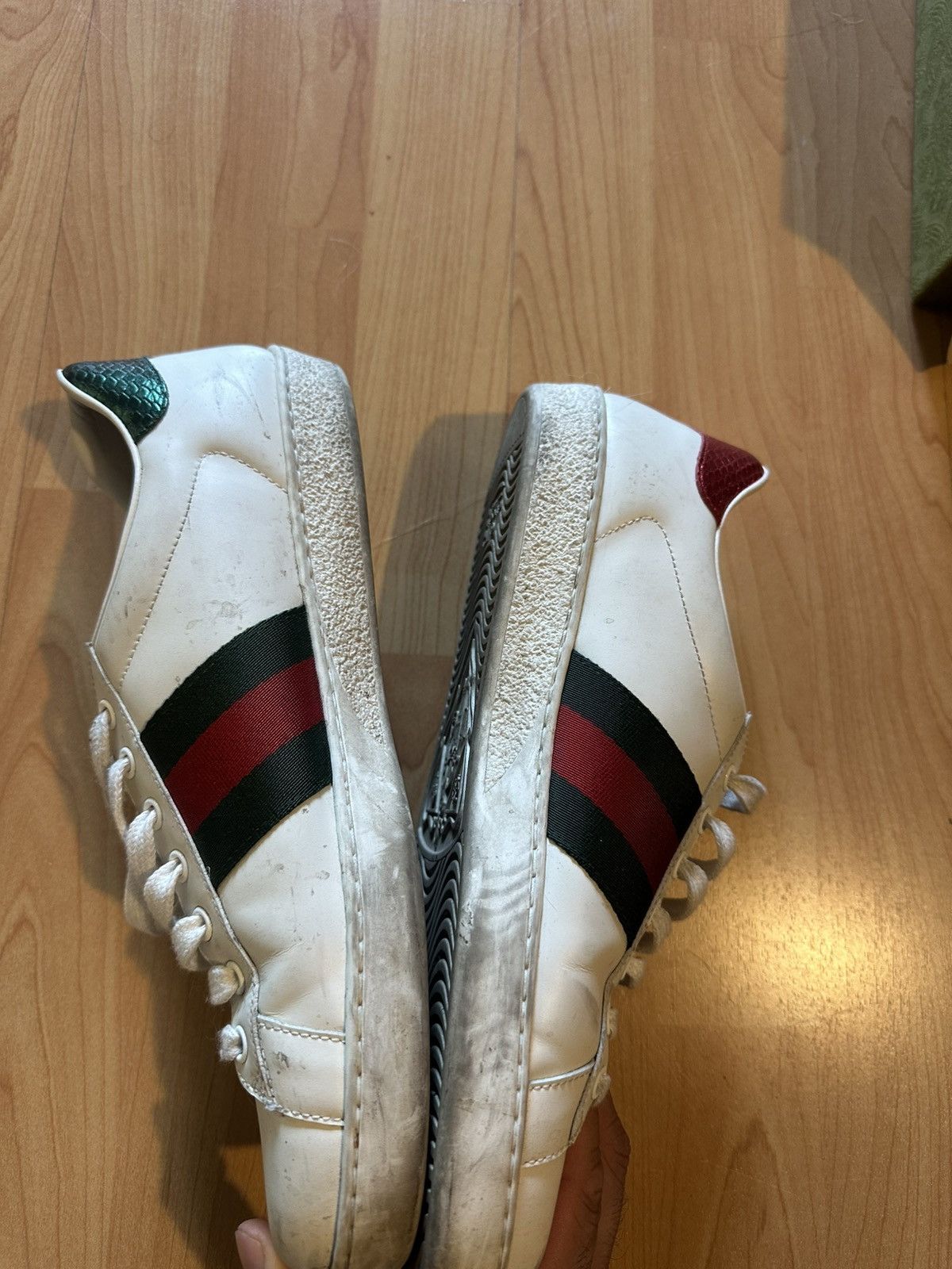 Gucci Gucci Ace Sneakers Bee size 10.5 US / 9.5 EU Size US 9.5 / EU 42-43 - 4 Thumbnail
