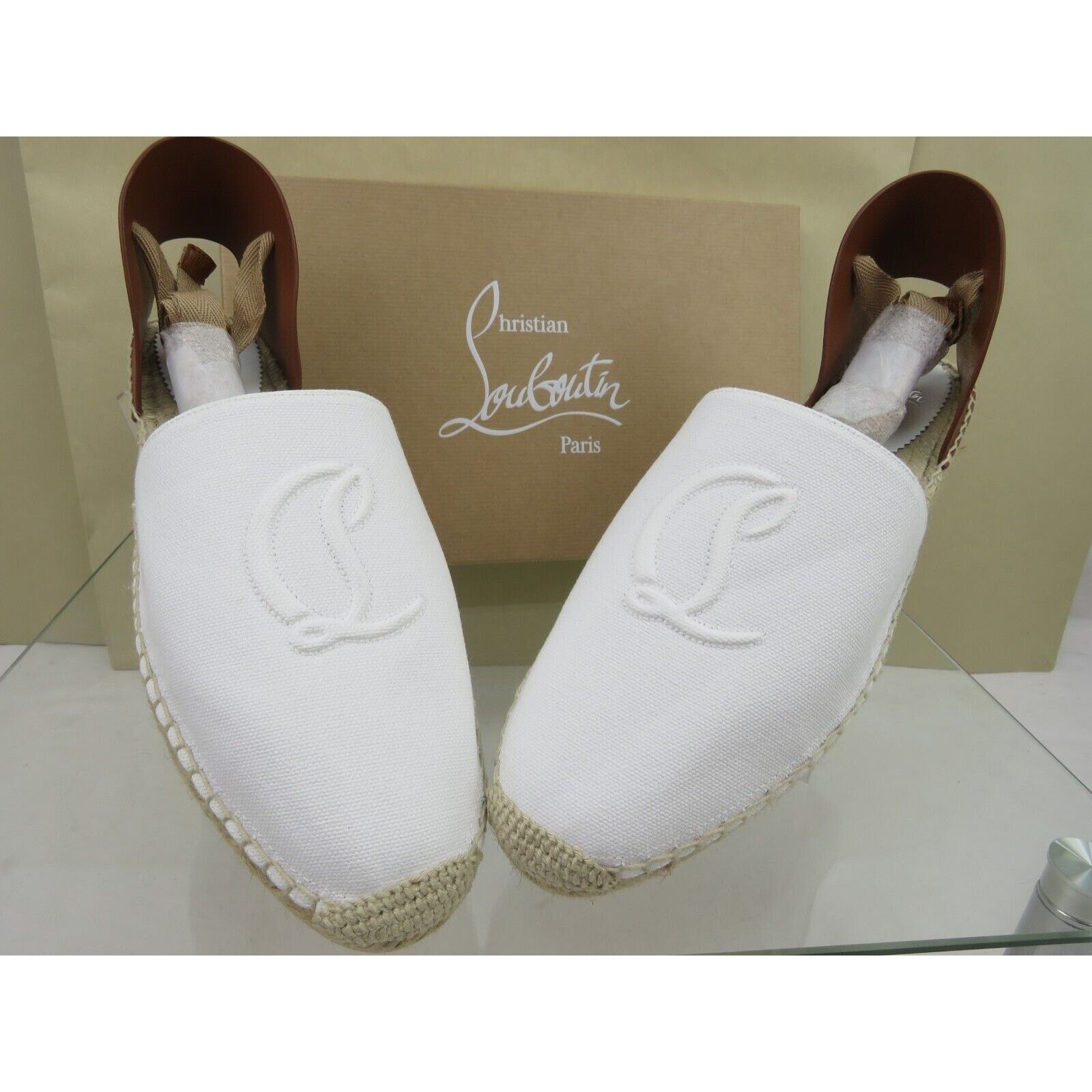Christian Louboutin OUBOUTIN NANOU WHITE CANVAS LEATH CL LOGO TIE ESPADRILLES 39 Size US 9 / IT 39 - 10 Thumbnail