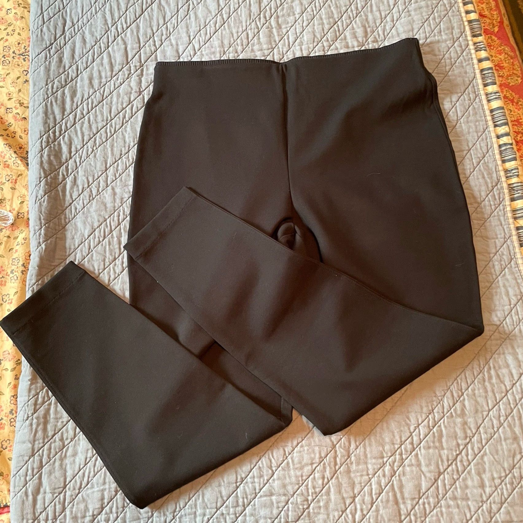 Banana Republic NWT Banana Republic black high rise skinny pants leggings L Regular Women’s Pants Silk? (Note: The output must only be the rearranged title.) Size 36" / US 14 / IT 50 - 4 Thumbnail