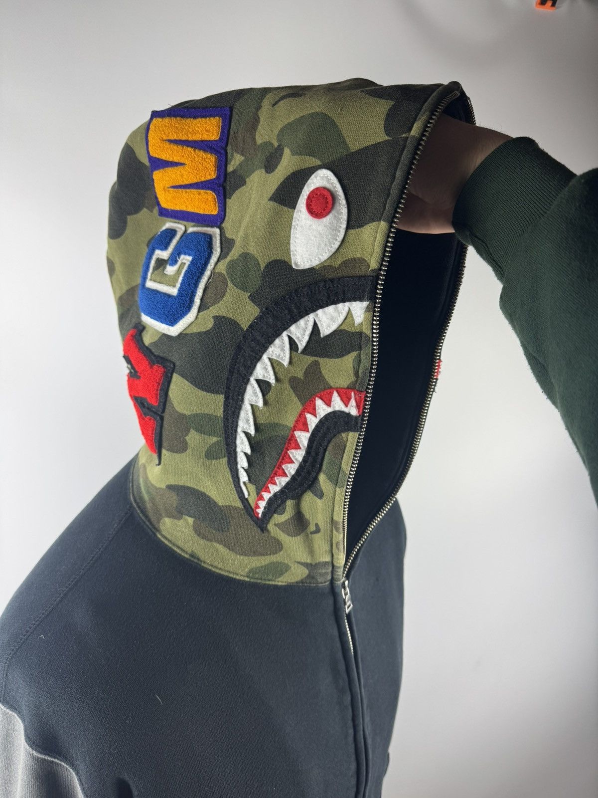 Bape Bape Shark Full Zip Hoodie Jacket Size US L / EU 52-54 / 3 - 6 Thumbnail
