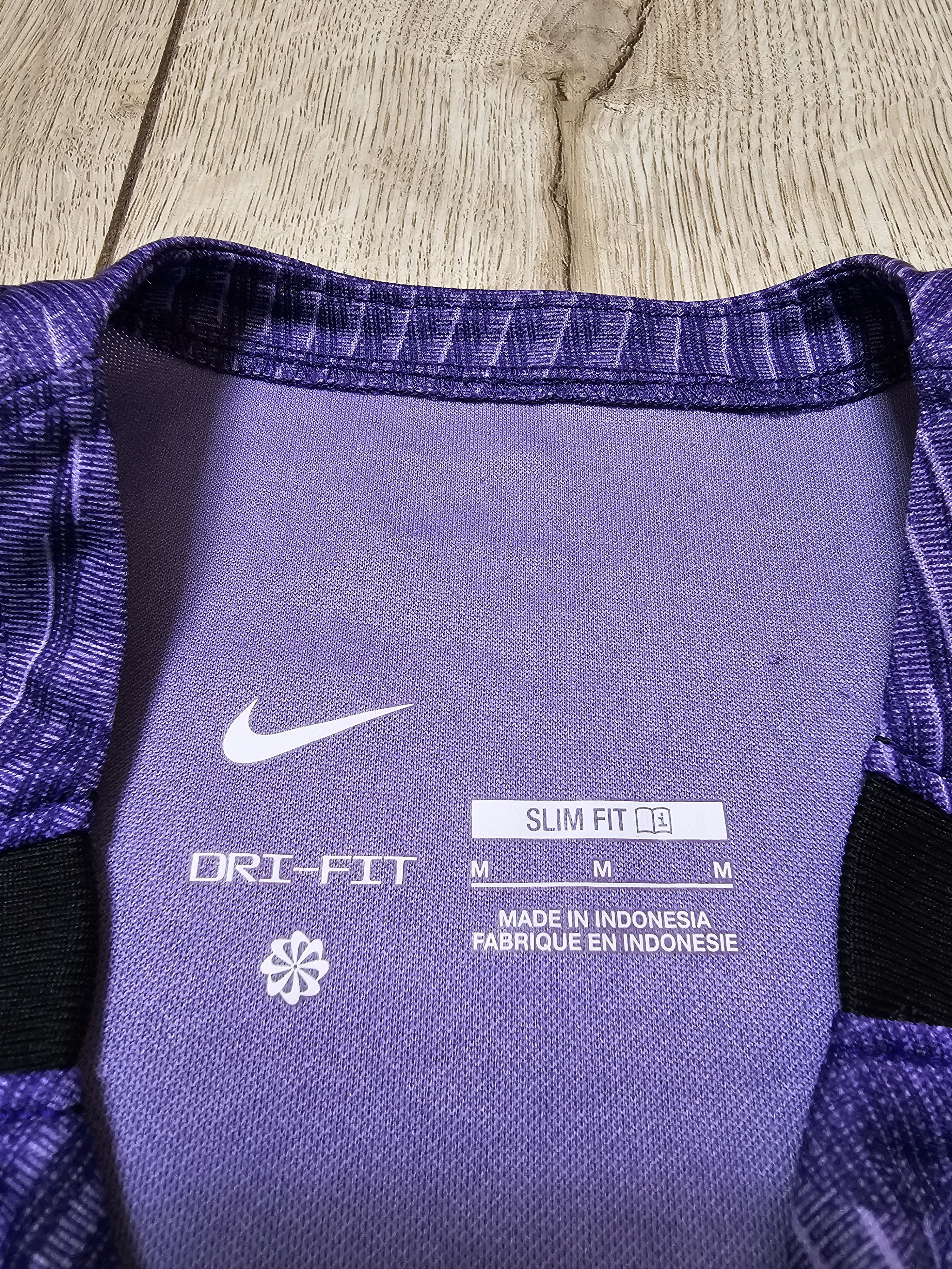 Nike LIVERPOOL 2023 2024 THIRD WOMEN FOOTBALL SHIRT SOCCER JERSEY Size M / US 6-8 / IT 42-44 - 8 Thumbnail