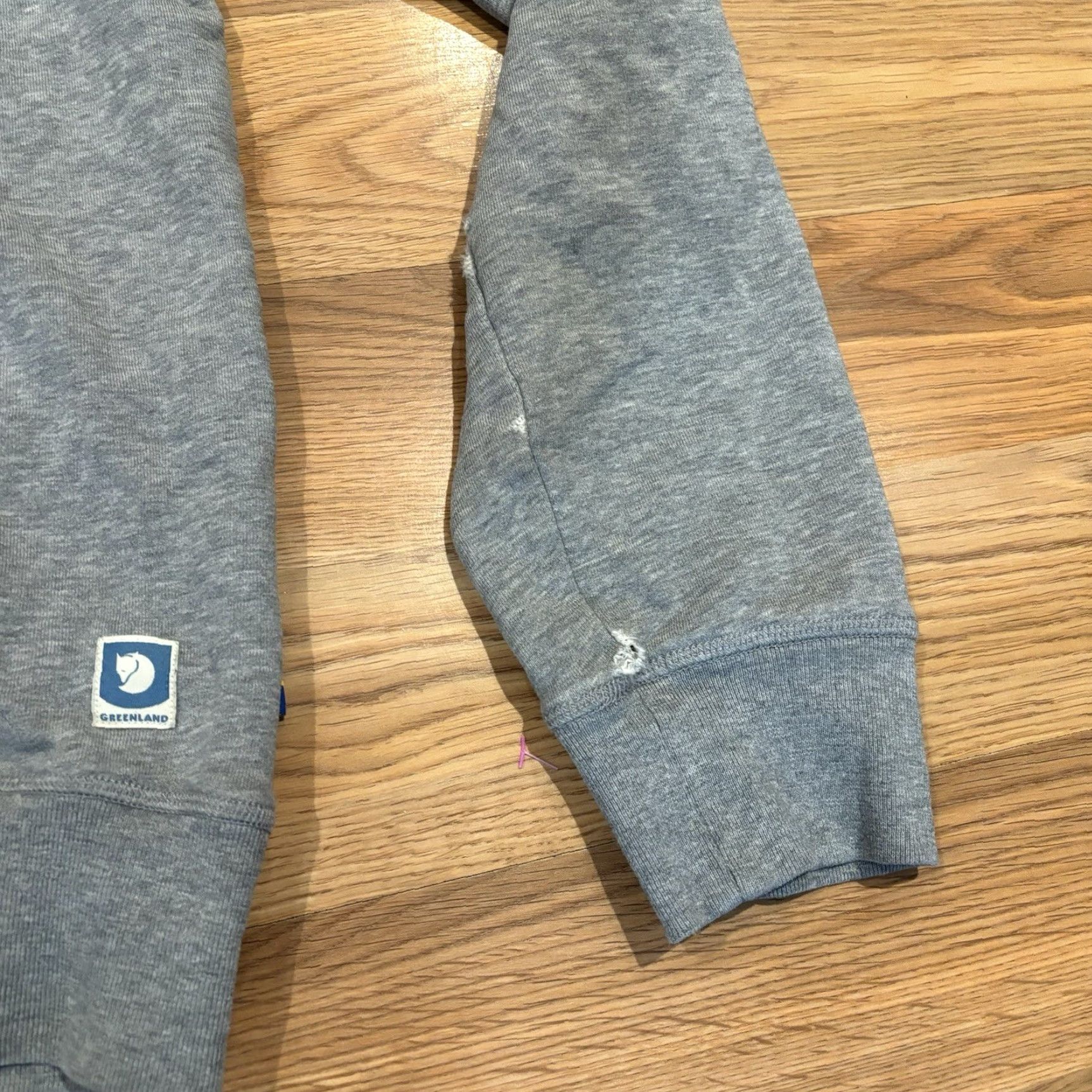 Vintage **Fjallraven Gray Mens Regular Fit Pullover Sweatshirt Small** User: **Fjallraven Gray Mens Regular Fit Cotton Sweatshirt Small** Size US S / EU 44-46 / 1 - 6 Thumbnail