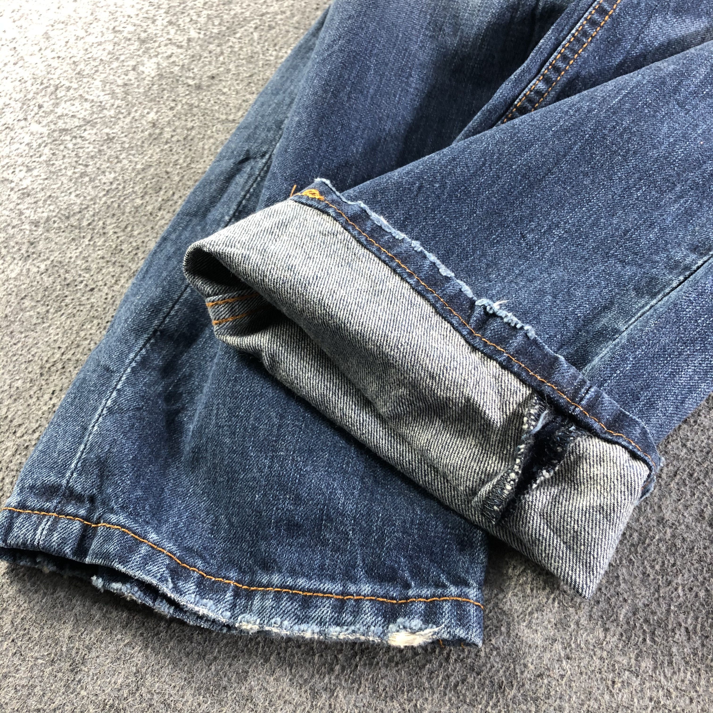 Levi's Vintage Blue Wash Levis 511 Jeans-J4239 Size US 37 - 7 Thumbnail