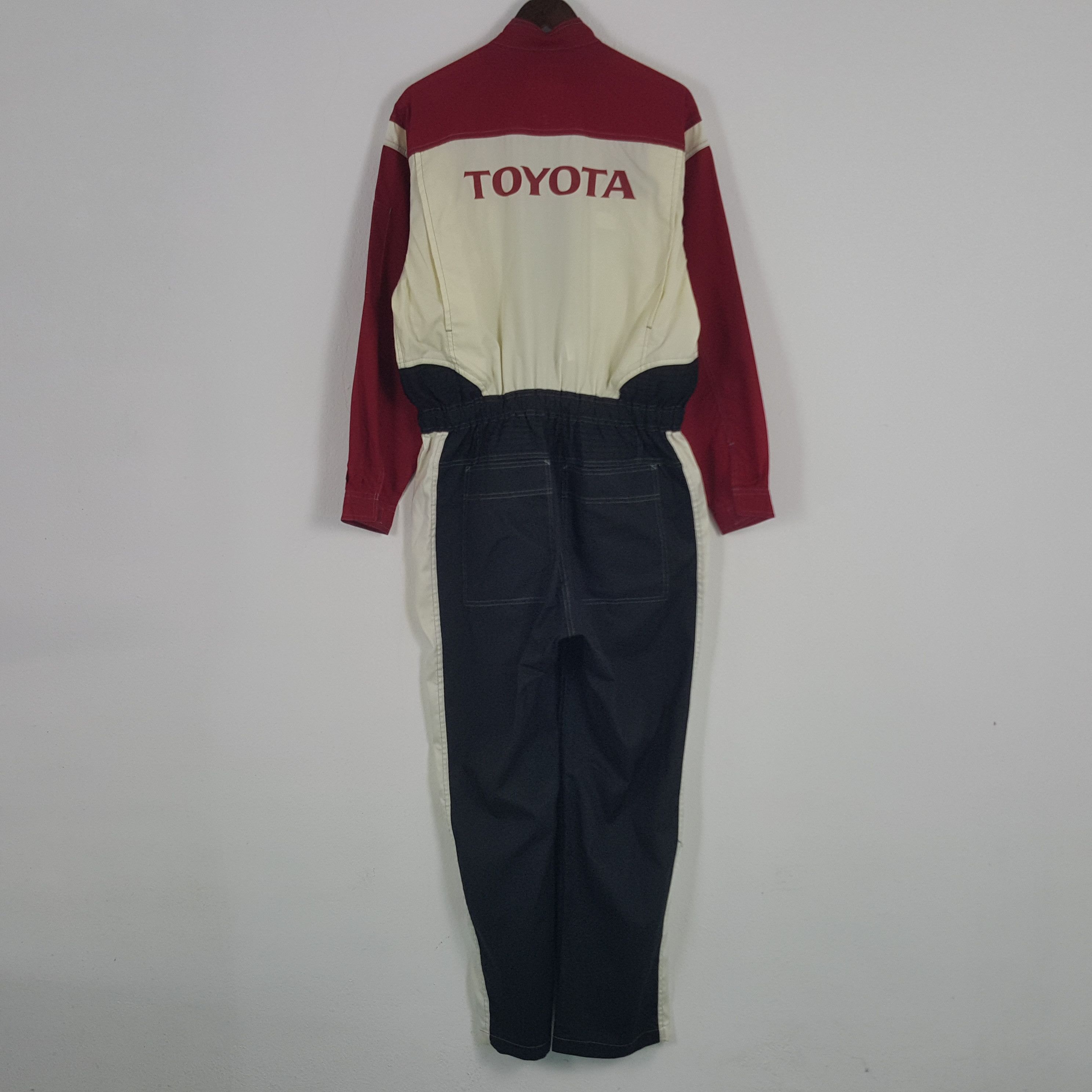 Japanese Brand × Sports Specialties × Vintage Vintage Toyota Racing Sport Coverall Jumpsuit Jacket Size US L / EU 52-54 / 3 - 1 Thumbnail
