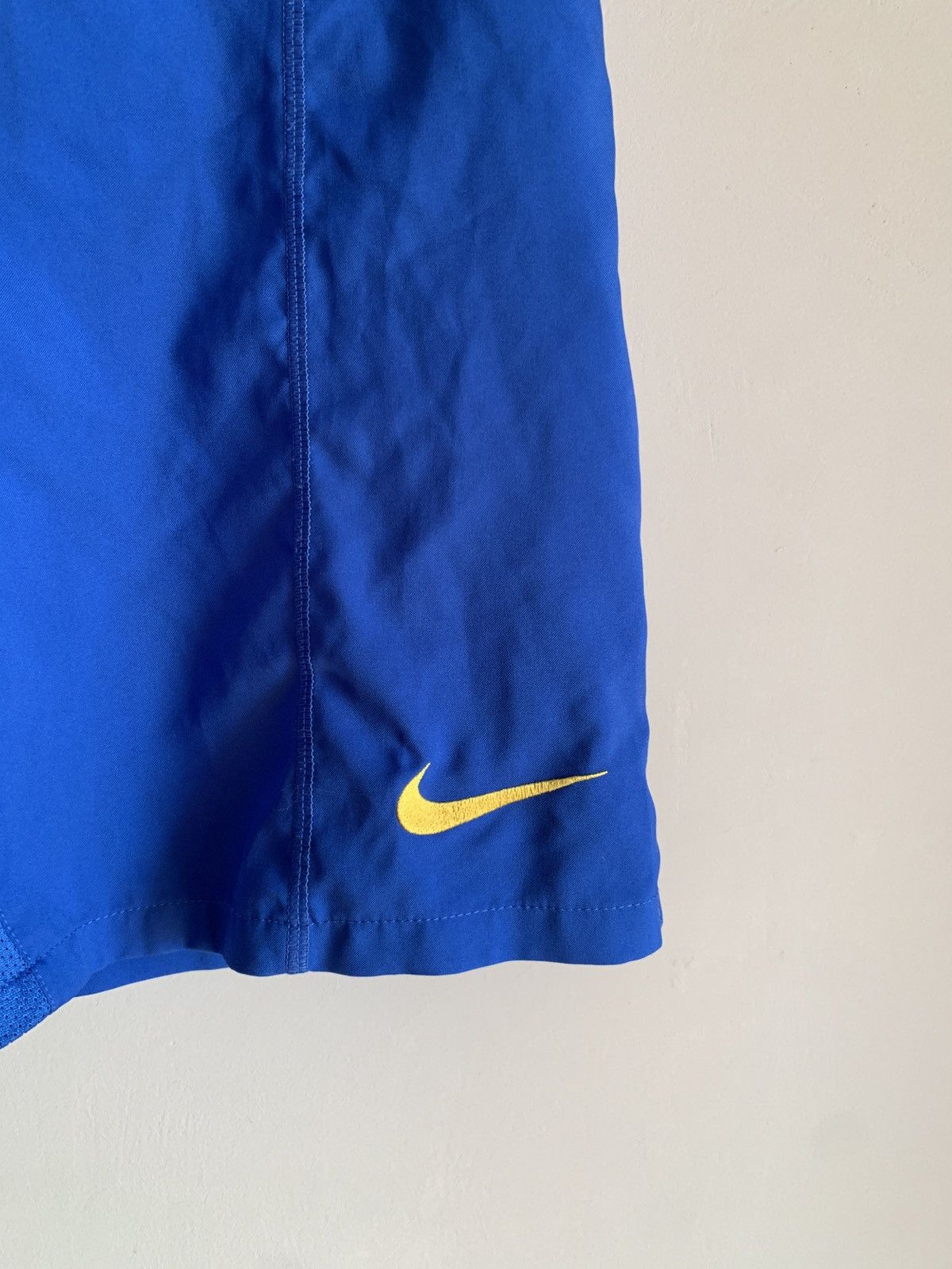 Nike Vintage Nike BRASIL 2006 2008 soccer shorts blue home Size US 28 / EU 44 - 5 Thumbnail