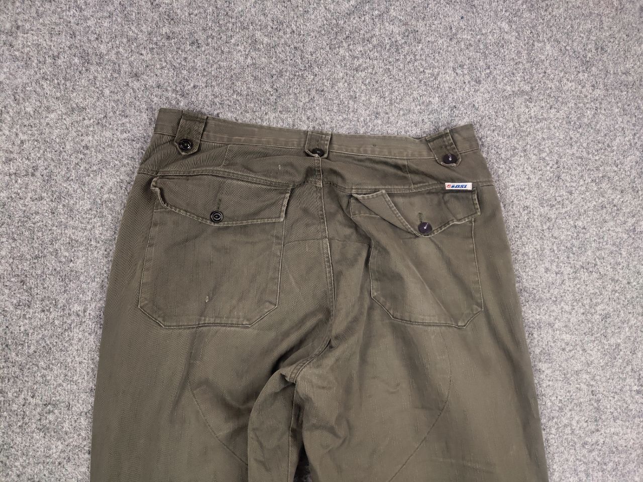 Diesel 55DSL by Diesel Vintage Military Baggu Green wide leg Pants Size US 34 / EU 50 - 10 Thumbnail