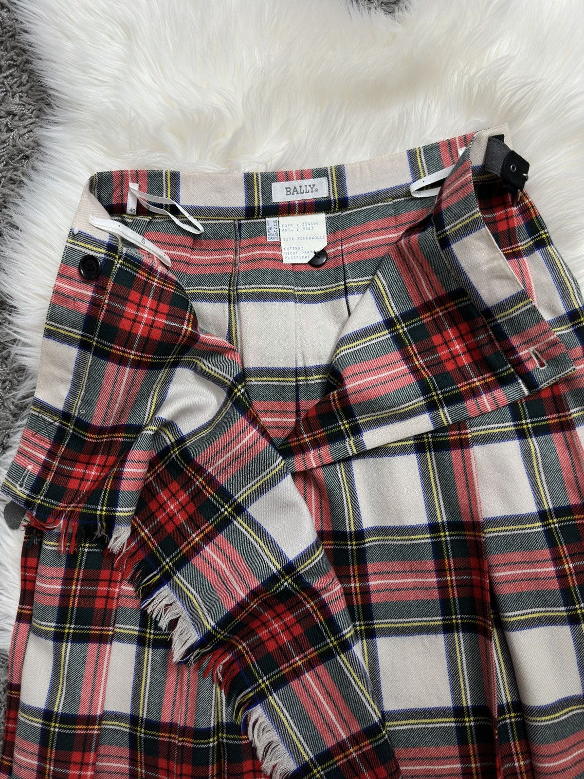 Designer Bally plaid skirt Size M / US 6-8 / IT 42-44 - 8 Thumbnail