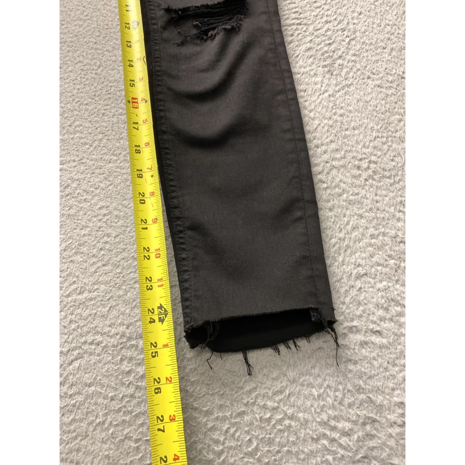 Vintage VINTAGE Vigoss Women’s Skinny Jeans Black Denim 25 Waist 28 Inseam Distressed Zipper Bootcut Size 42" / US 20 - 7 Thumbnail