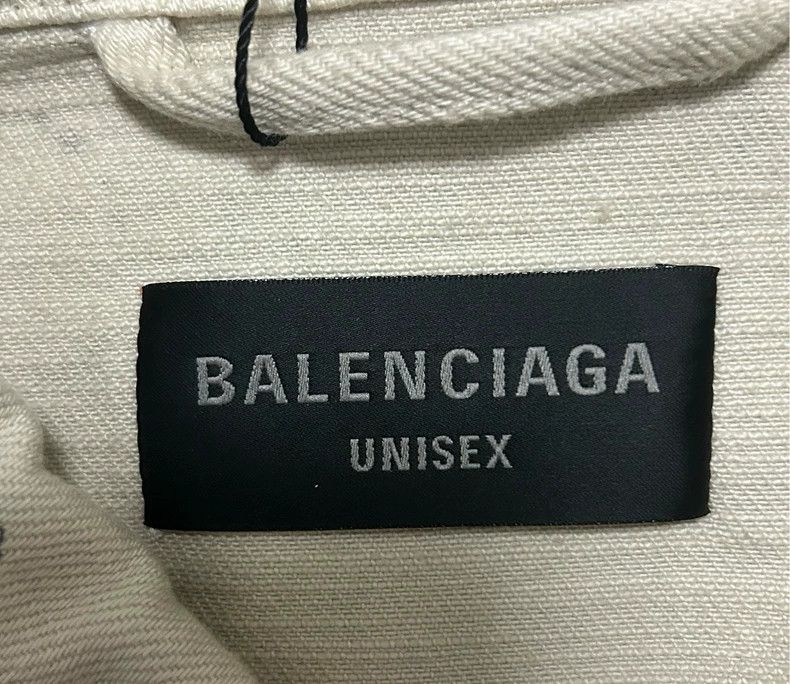 Balenciaga Balenciaga White graffiti full of letters logo denim jacke Size M / US 6-8 / IT 42-44 - 4 Thumbnail