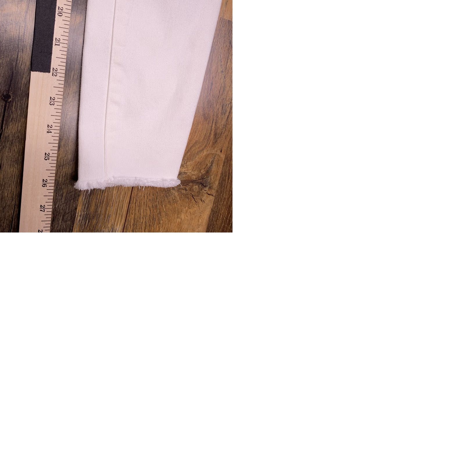 Abercrombie & Fitch Abercrombie & Fitch Jeans Slim Women 25 White High Rise Skinny 5-Pocket Stretch Denim Modern Size 42" / US 20 - 9 Thumbnail