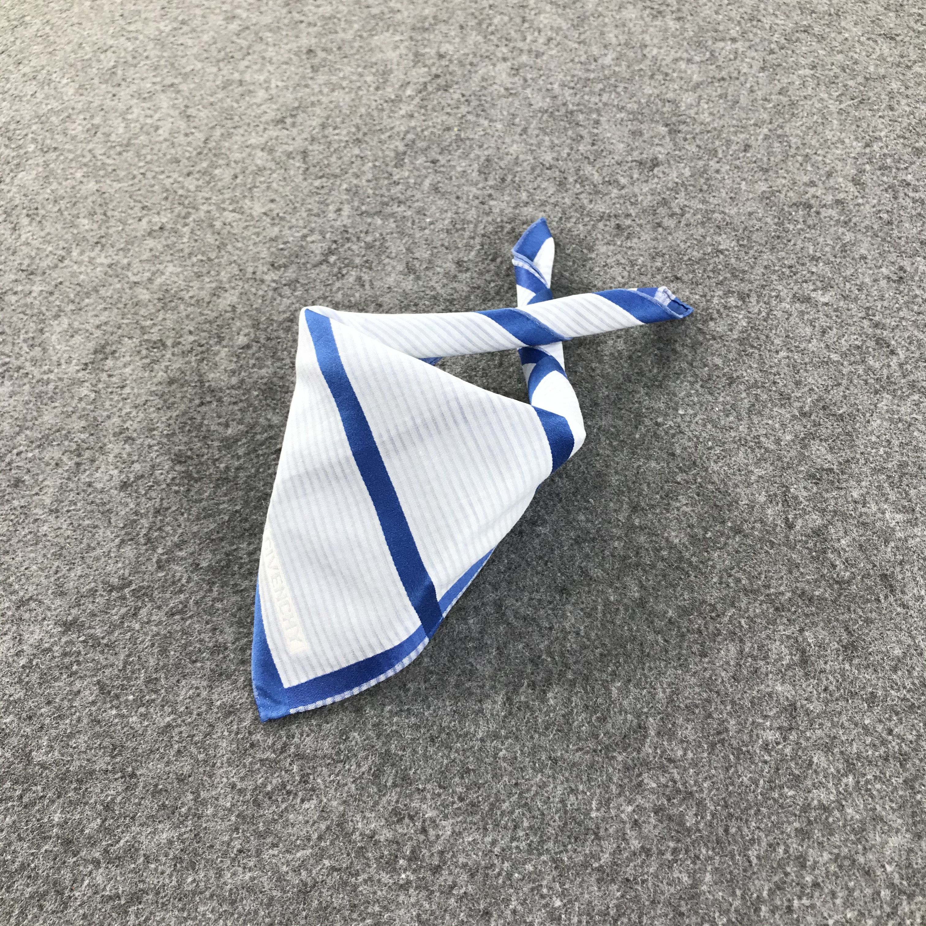 Givenchy Givenchy Handkerchief Neckerchief Bandana H189 Size ONE SIZE - 2 Thumbnail