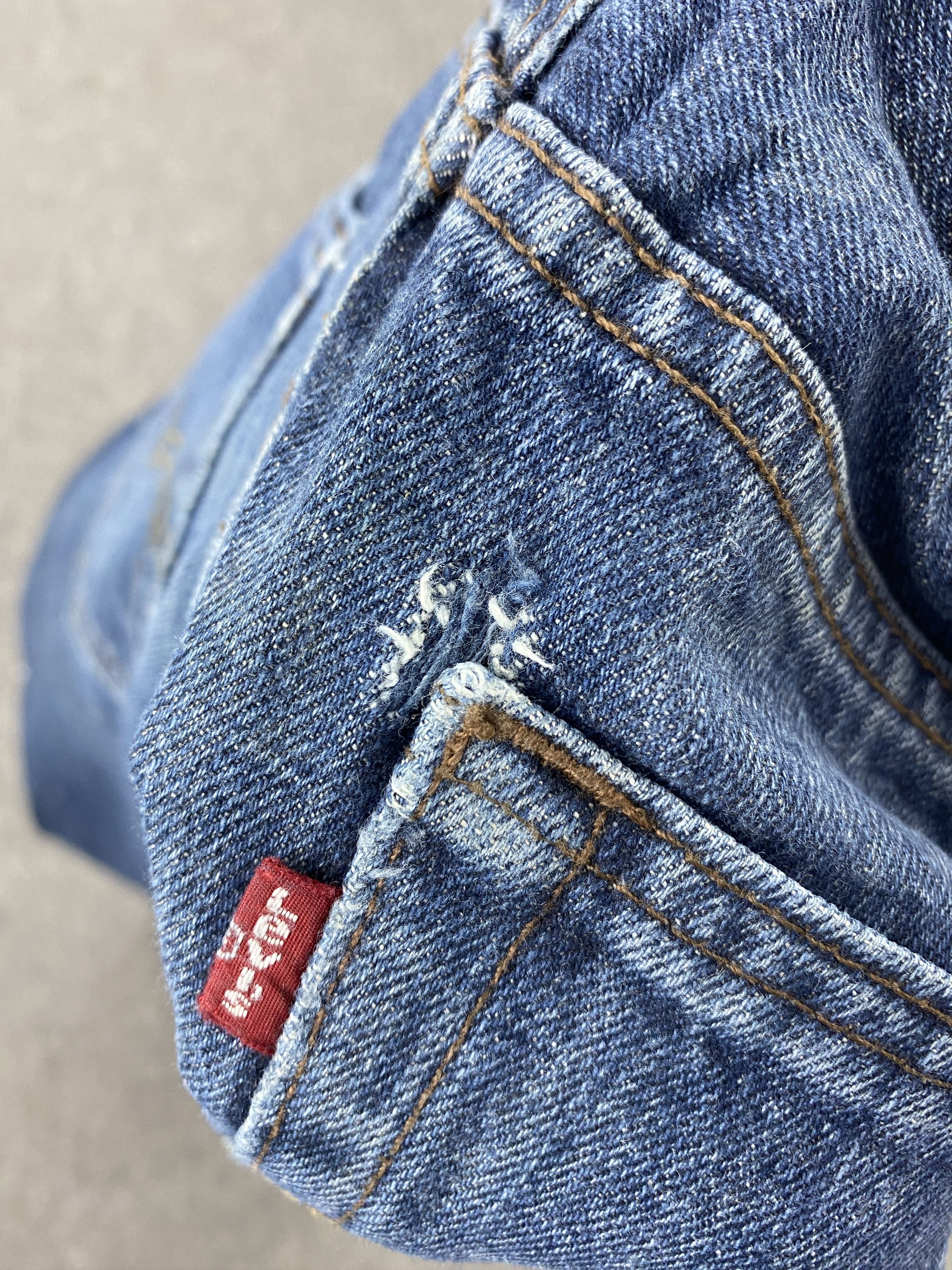 Levi's Vintage Levis 527 Flared Bootcut Denim DP2701 Size US 30 / EU 46 - 7 Thumbnail