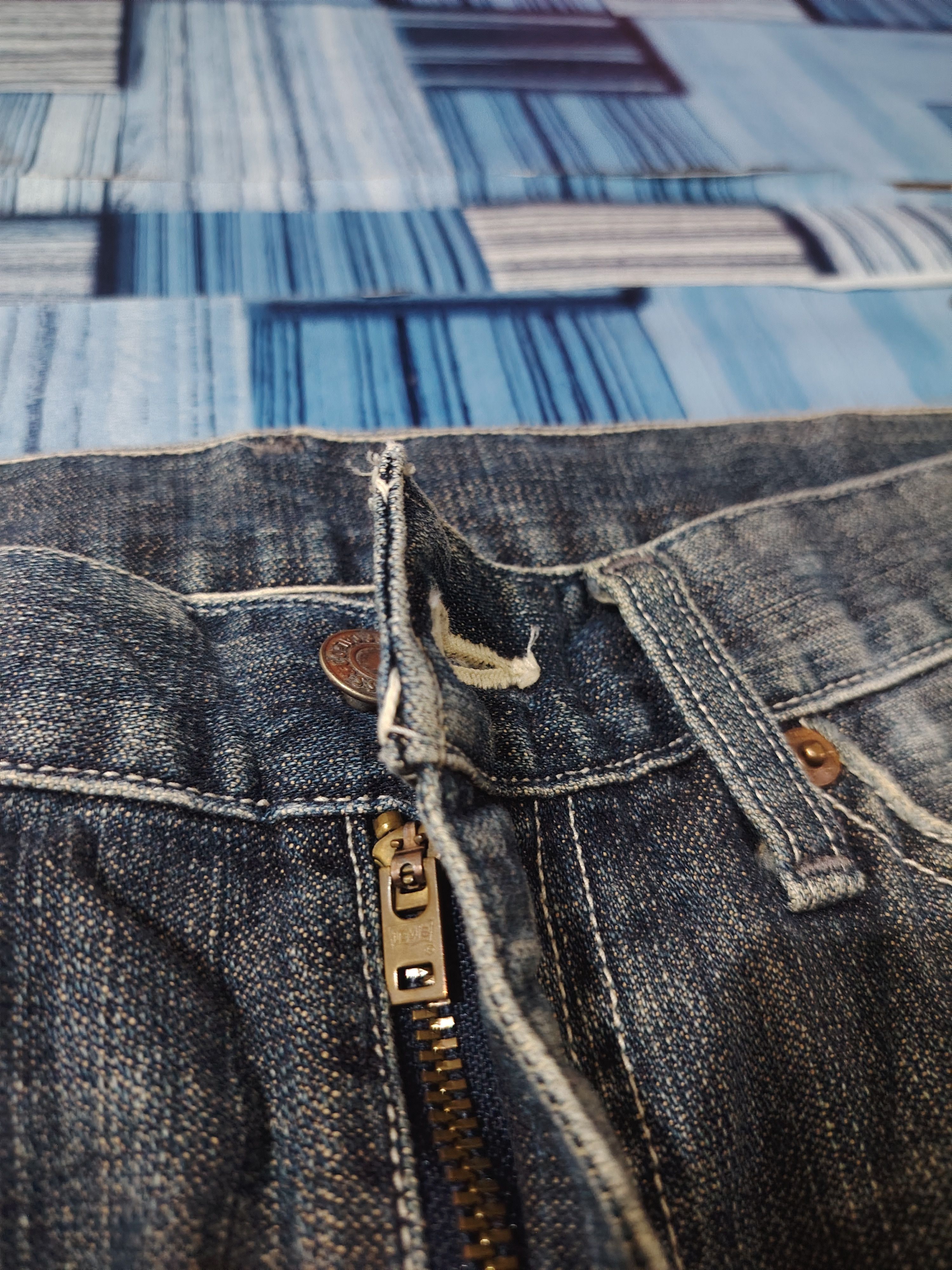 Vintage Distressed Levi's Flared Japan Jeans Size US 31 - 7 Thumbnail