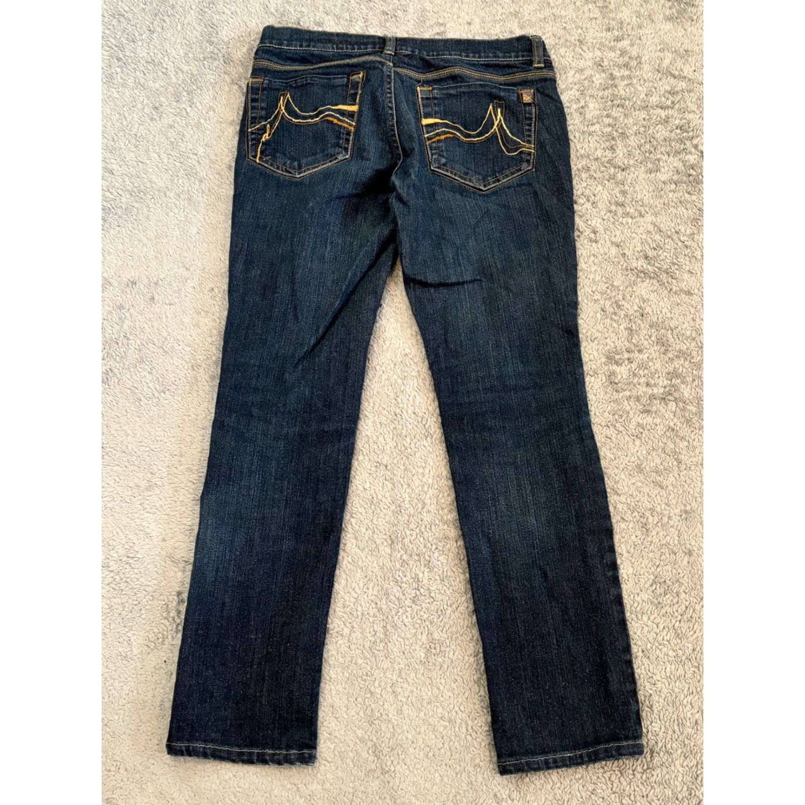 DKNY DKNY Jeans Womens 5 Juniors Straight Blue Denim Slim Leg Dark Wash Jeans Womens 5 Juniors Straight Blue Denim Dark Wash Size 27" / US 4 / IT 40 - 6 Thumbnail