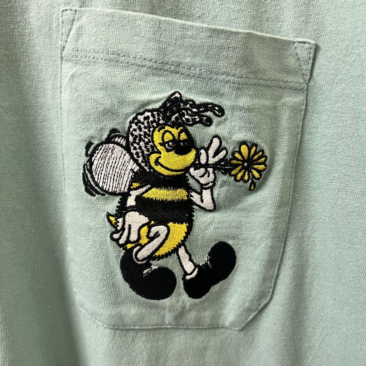Bee Line by Billionaire Boys Club × Billionaire Boys Club × Timberland TIMBERLAND x BEELINE x BBC MORE TREES MORE BEES Size US M / EU 48-50 / 2 - 3 Thumbnail