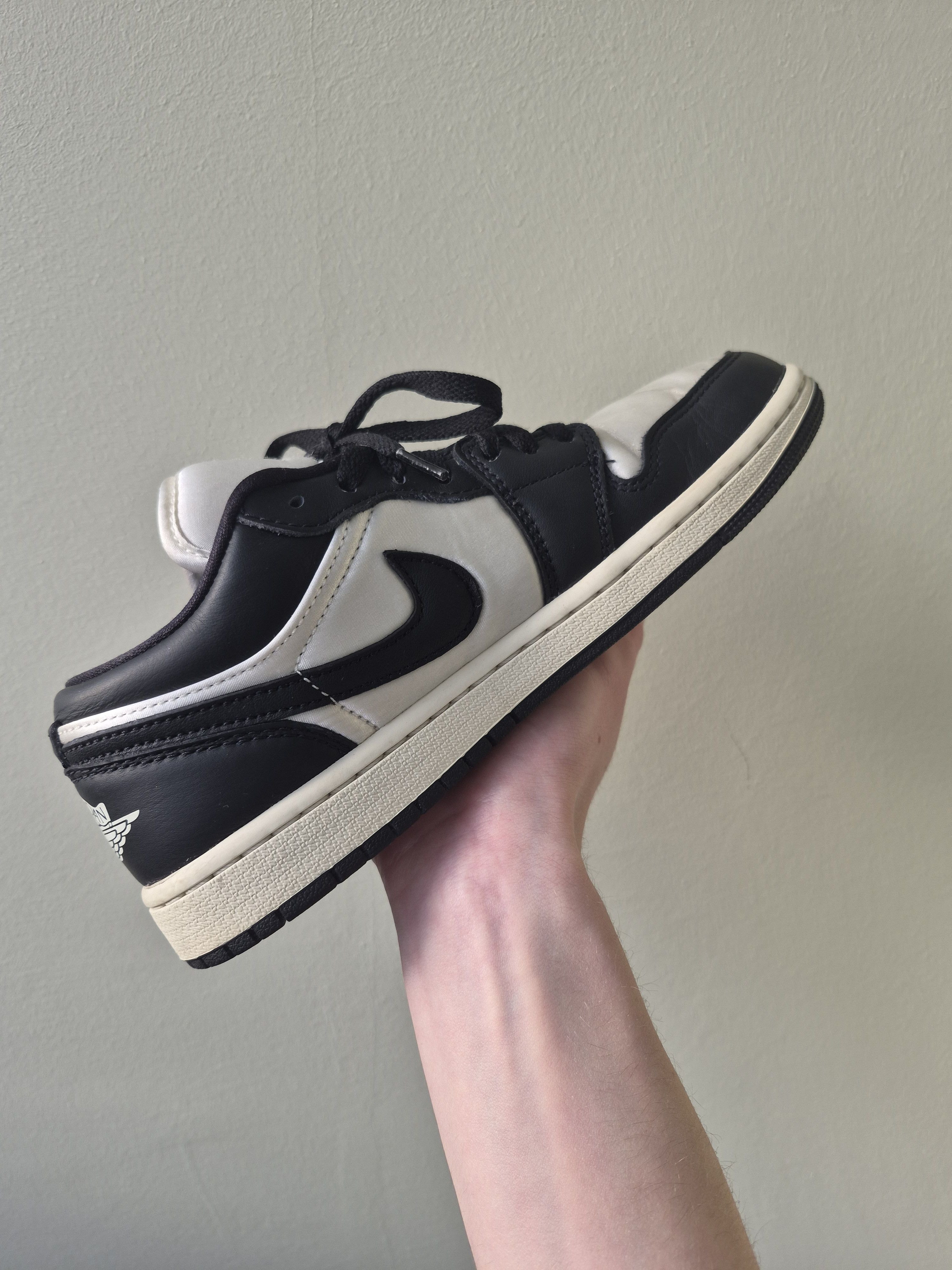 Jordan Brand Nike Air Jordan 1 Low Vintage Panda Size US 8 / IT 38 - 2 Thumbnail
