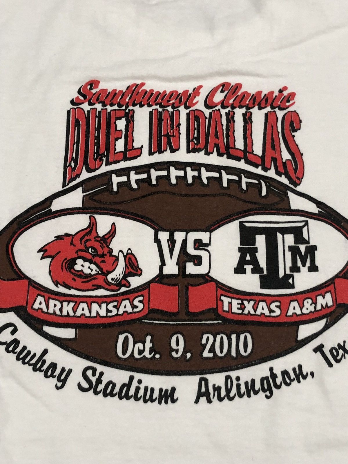 Vintage 2010 Southwest Classic Arkansas Vs Texas A&M Football Tee Size US XXL / EU 58 / 5 - 3 Thumbnail