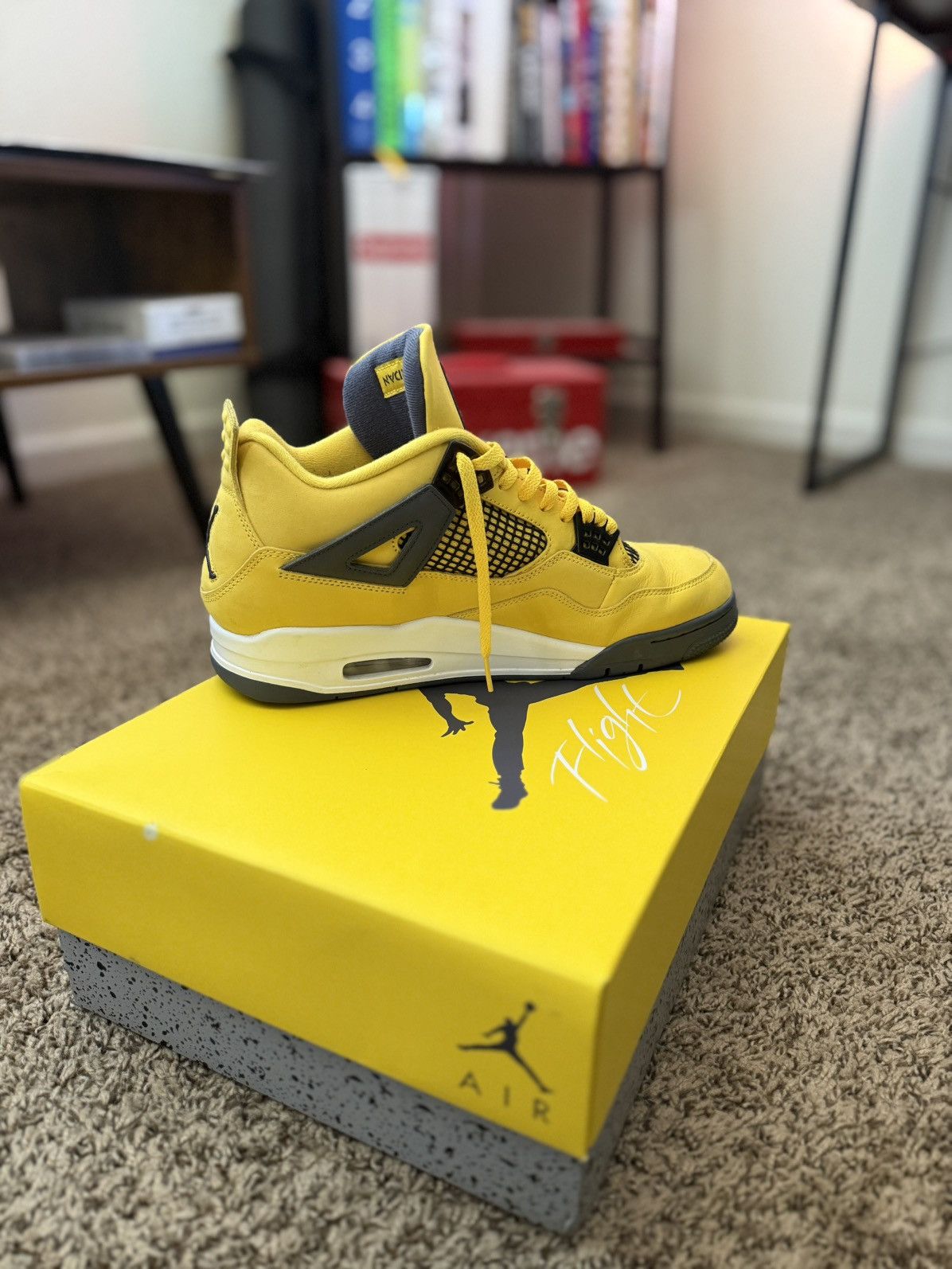 Jordan Brand 2021 Jordan 4 Lightning Size 13 Size US 13 / EU 46 - 7 Thumbnail