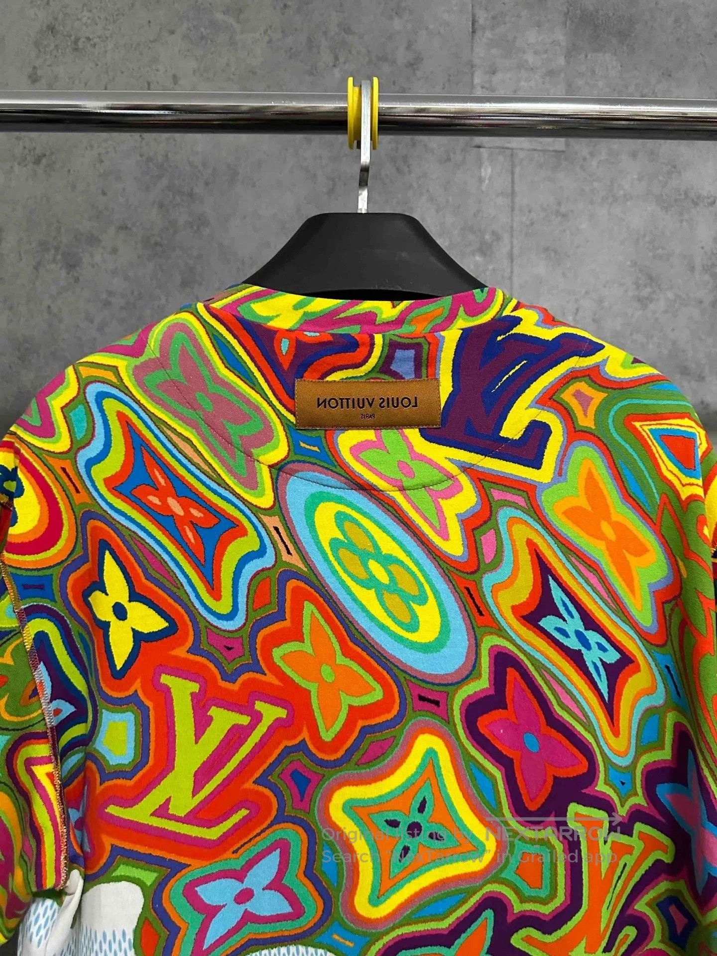 Louis Vuitton Louis Vuitton Colorful Dissolved Logo Checkered T-shirt. Size US XL / EU 56 / 4 - 5 Thumbnail