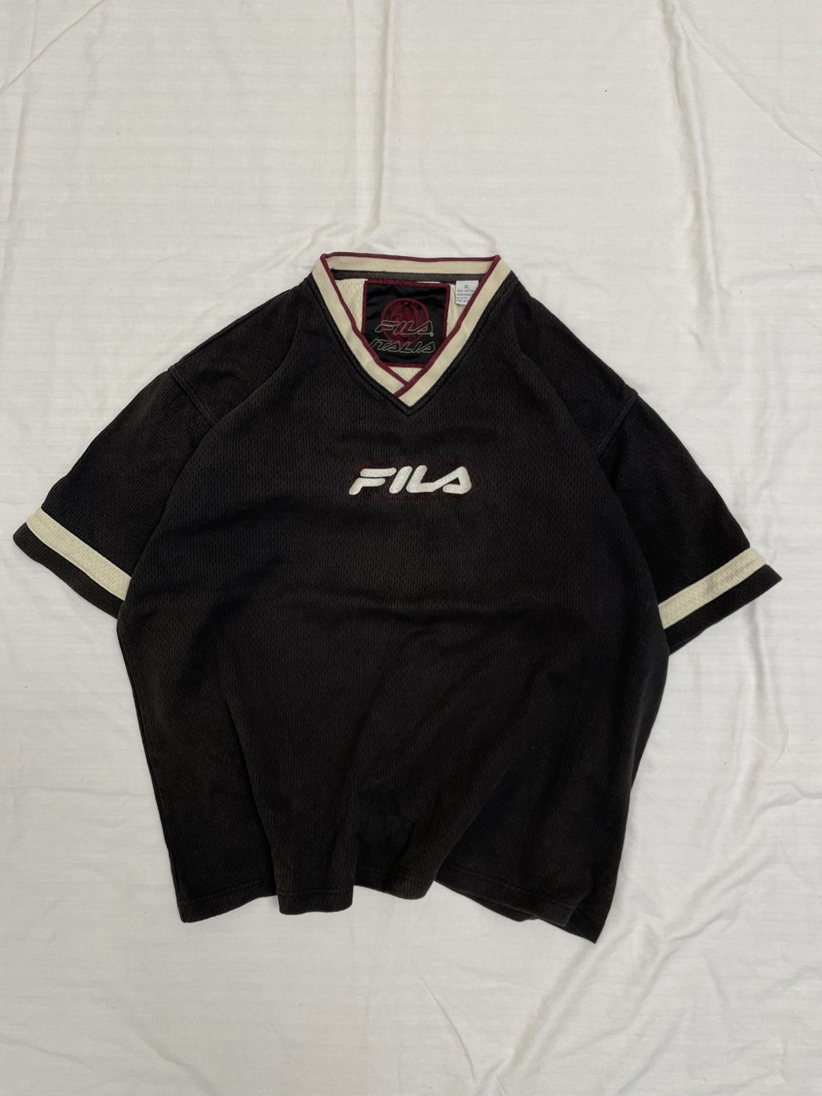 Fila VINTAGE FILA ITALIA JERSEY xRAREx MADE IN HONG KONG SIZE XL Size US XL / EU 56 / 4 - 1 Thumbnail