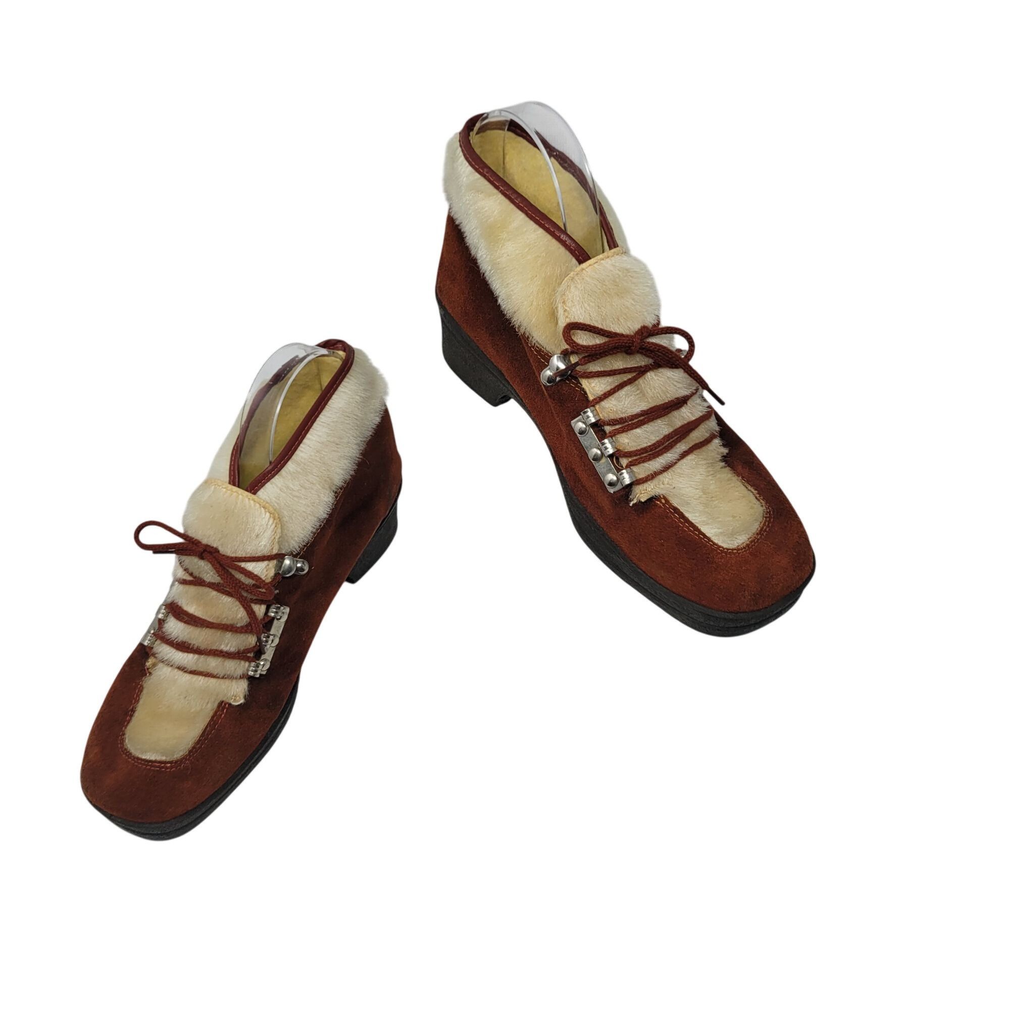 Vintage Vtg Italian Snow Boots Rust Suede Cream Faux Fur Lace-Up Ank Size US 6 / IT 36 - 7 Thumbnail