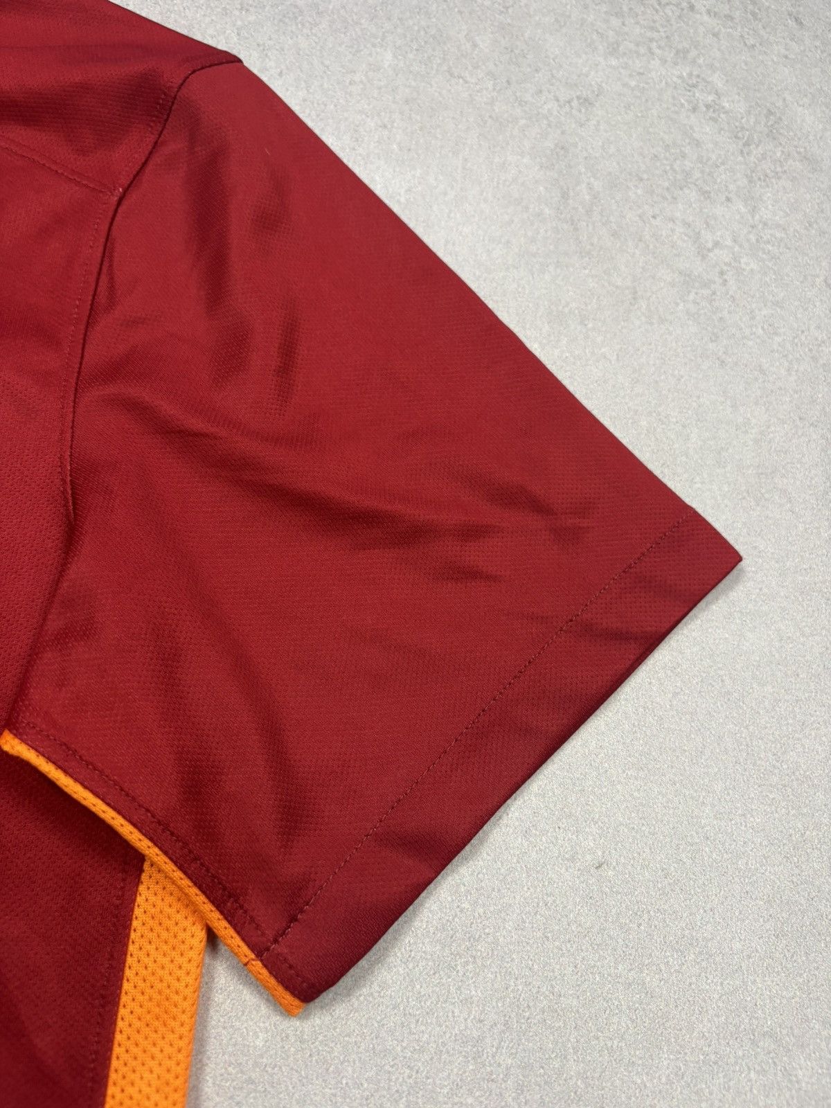 Nike Nike Galatasaray 2015 2016 Home Jersey Football Kit Shirt M Size US M / EU 48-50 / 2 - 6 Thumbnail