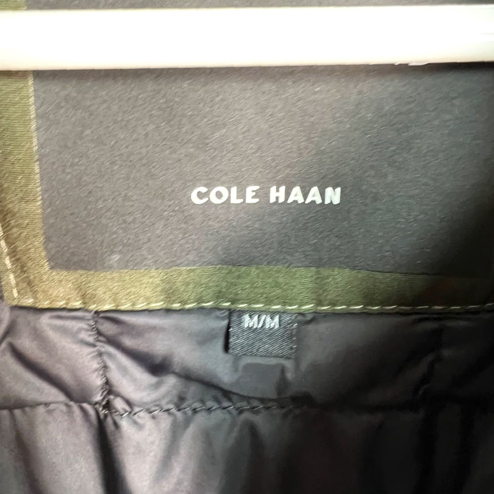 Cole Haan VINTAGE Cole Haan Mens ZERØGRAND Puffer Vest Black Medium Nylon Blend Size US M / EU 48-50 / 2 - 3 Thumbnail