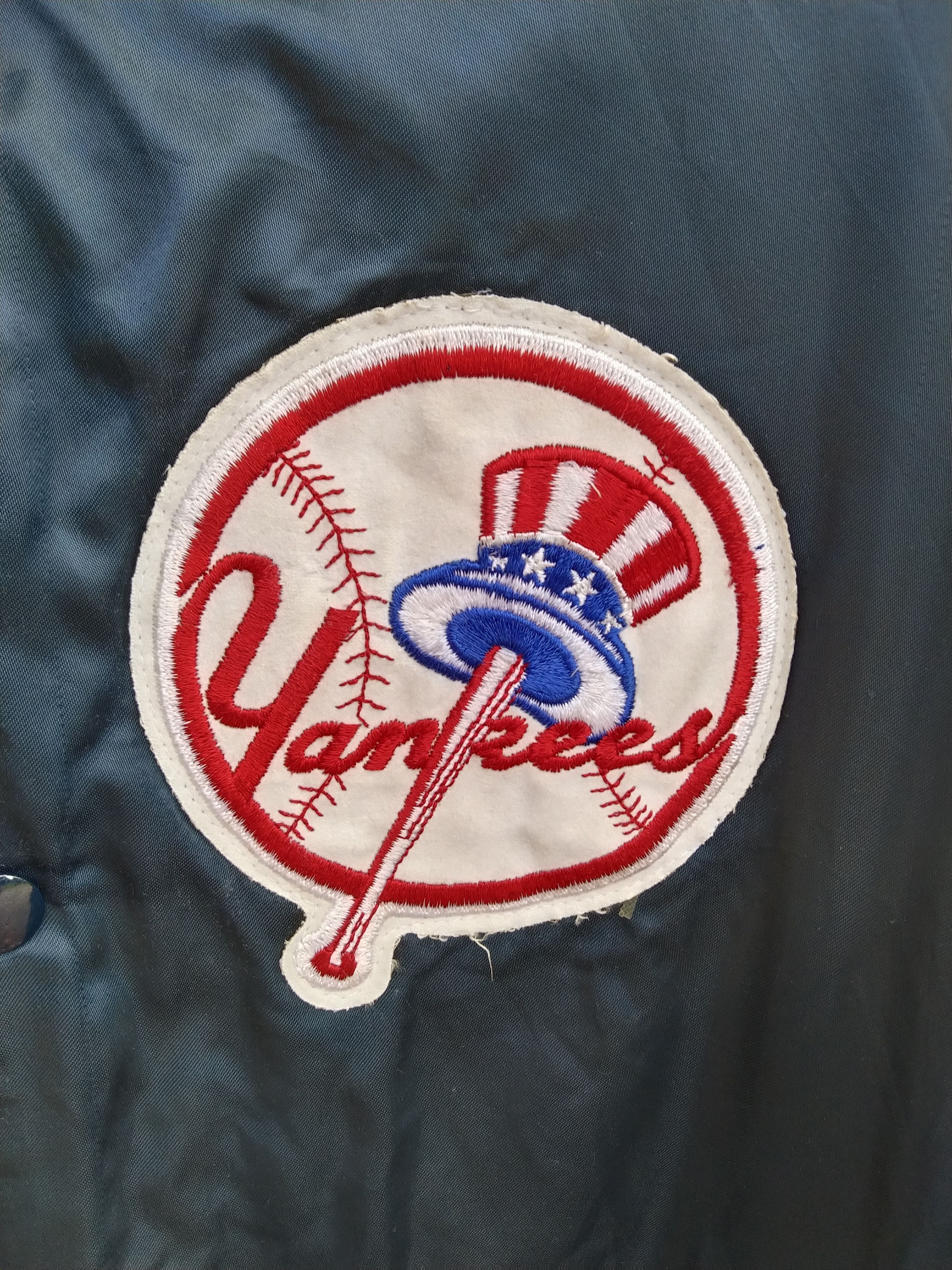 MLB × Vintage NEW YORK YANKEES CHALK LINE SATIN BOMBER JACKET SPELL OUT Size US L / EU 52-54 / 3 - 10 Thumbnail