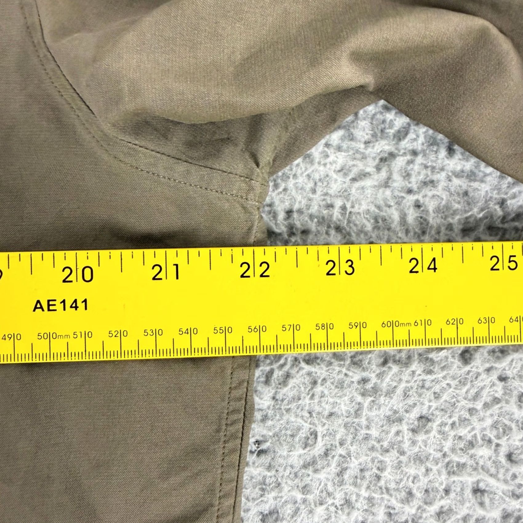 John Varvatos John Varvatos Button-Down Shirt Men M Brown Olive Made in Italy Long Sleeve Size US M / EU 48-50 / 2 - 7 Thumbnail