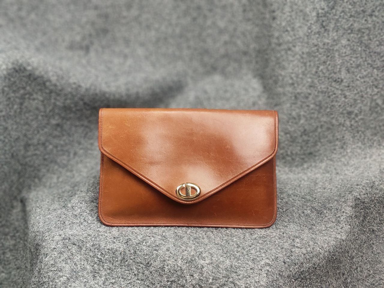 Dior Christian Dior Vintage 80s Envelope Clutch Brown Leather Bag Size ONE SIZE - 2 Thumbnail