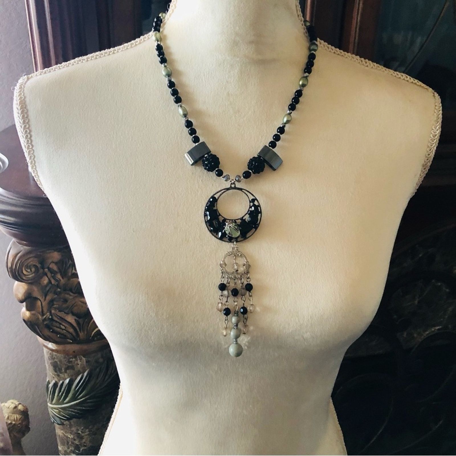 Handmade Handcrafted repurpose sage freshwater Pearl necklace Size ONE SIZE - 5 Thumbnail