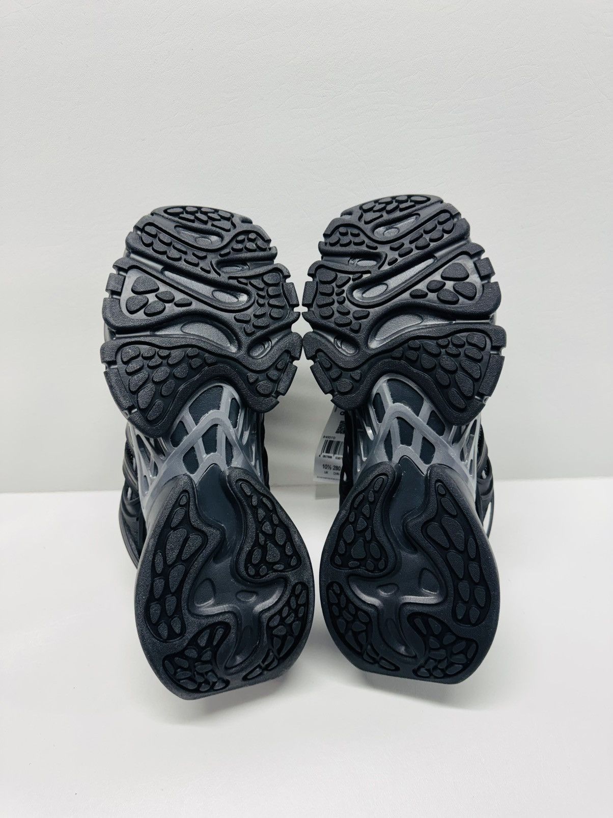 Adidas Adidas XLG RUNNER DELUXE IH0070 Core Black/Carbon. Size US 11 / EU 44 - 6 Thumbnail