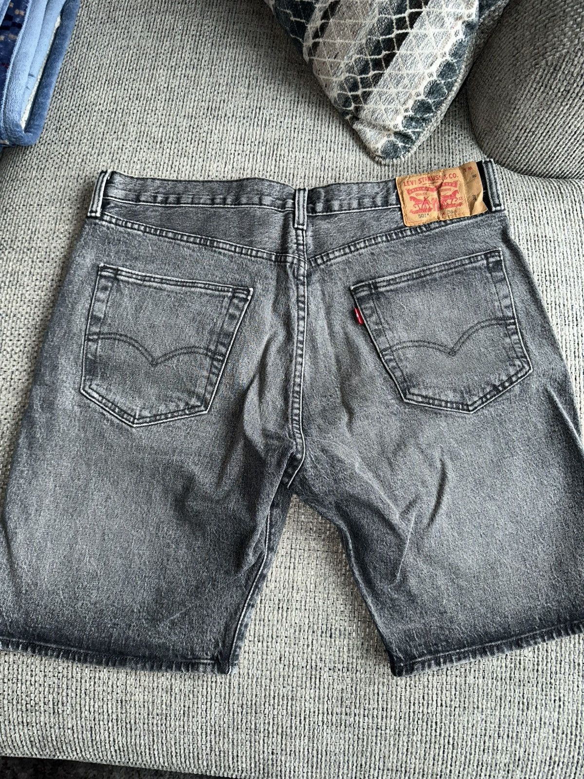 Levi's Levi’s 501 Black Jean Shorts Sz 36 Size US 36 / EU 52 - 3 Thumbnail