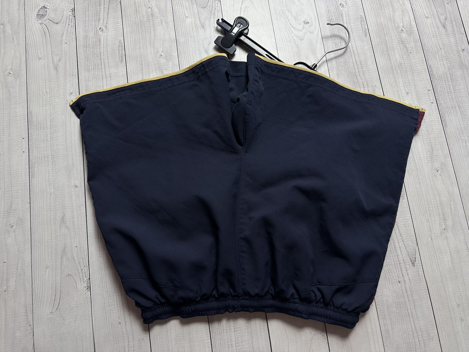 Vintage Vintage Nike Arsenal soccer shorts logo 4 Fabregas Xs Size US 28 / EU 44 - 5 Thumbnail
