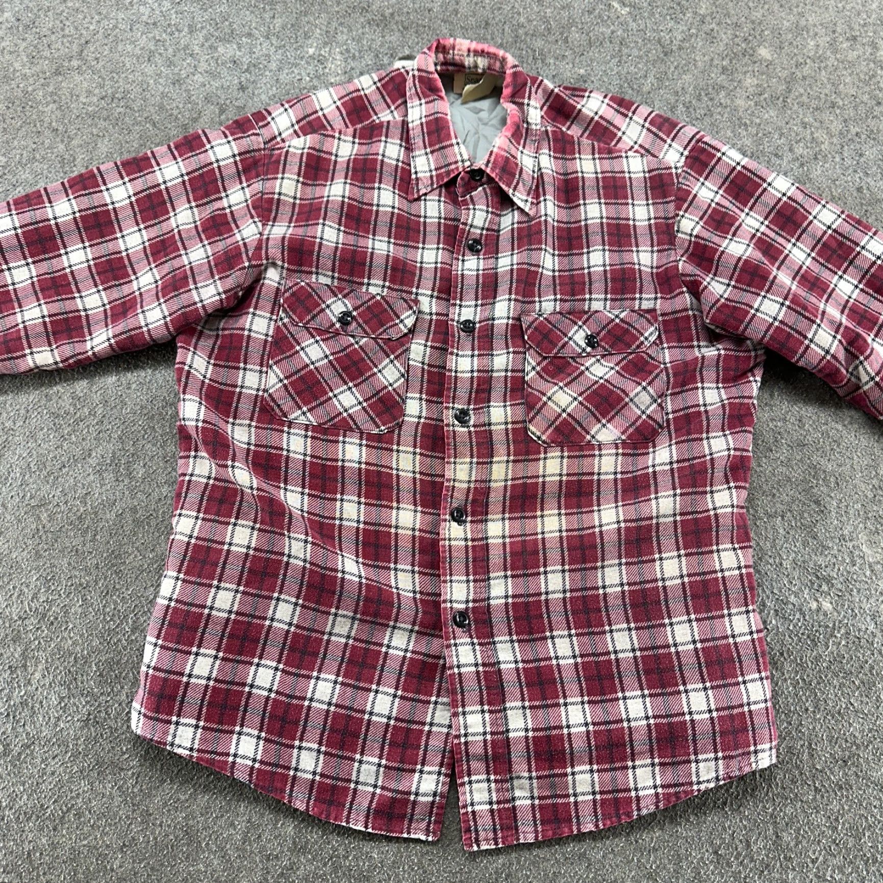 Sears VINTAGE Sears Shirt Mens L Red Flannel Plaid Long Sleeve Button Up Quilted Lined Size US L / EU 52-54 / 3 - 3 Thumbnail