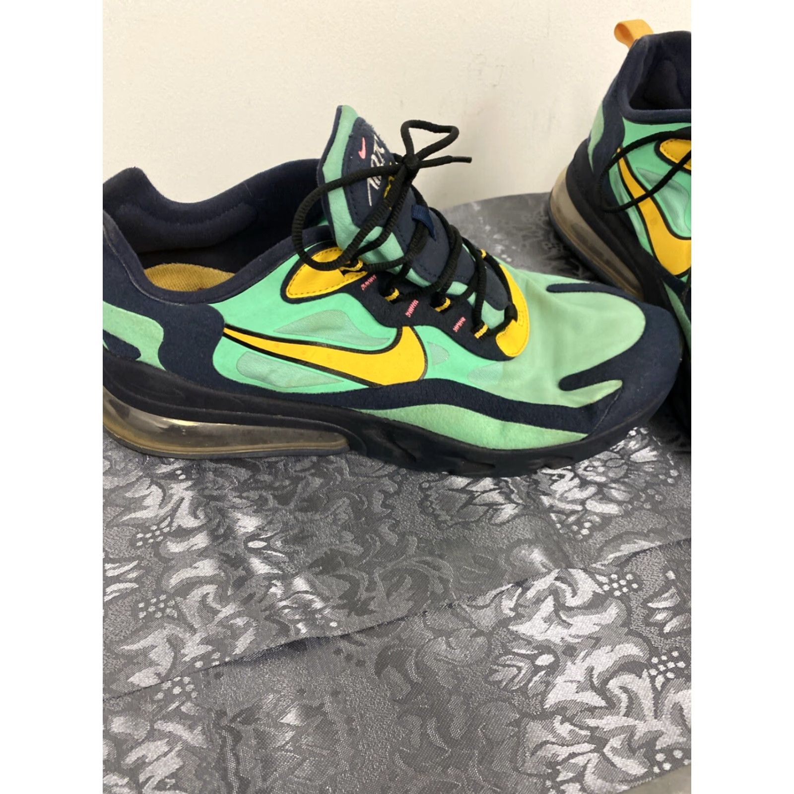 Nike Nike Air Max 270 React ENG Size 12 Mens Green Yellow Size US 11 / EU 44 - 5 Thumbnail