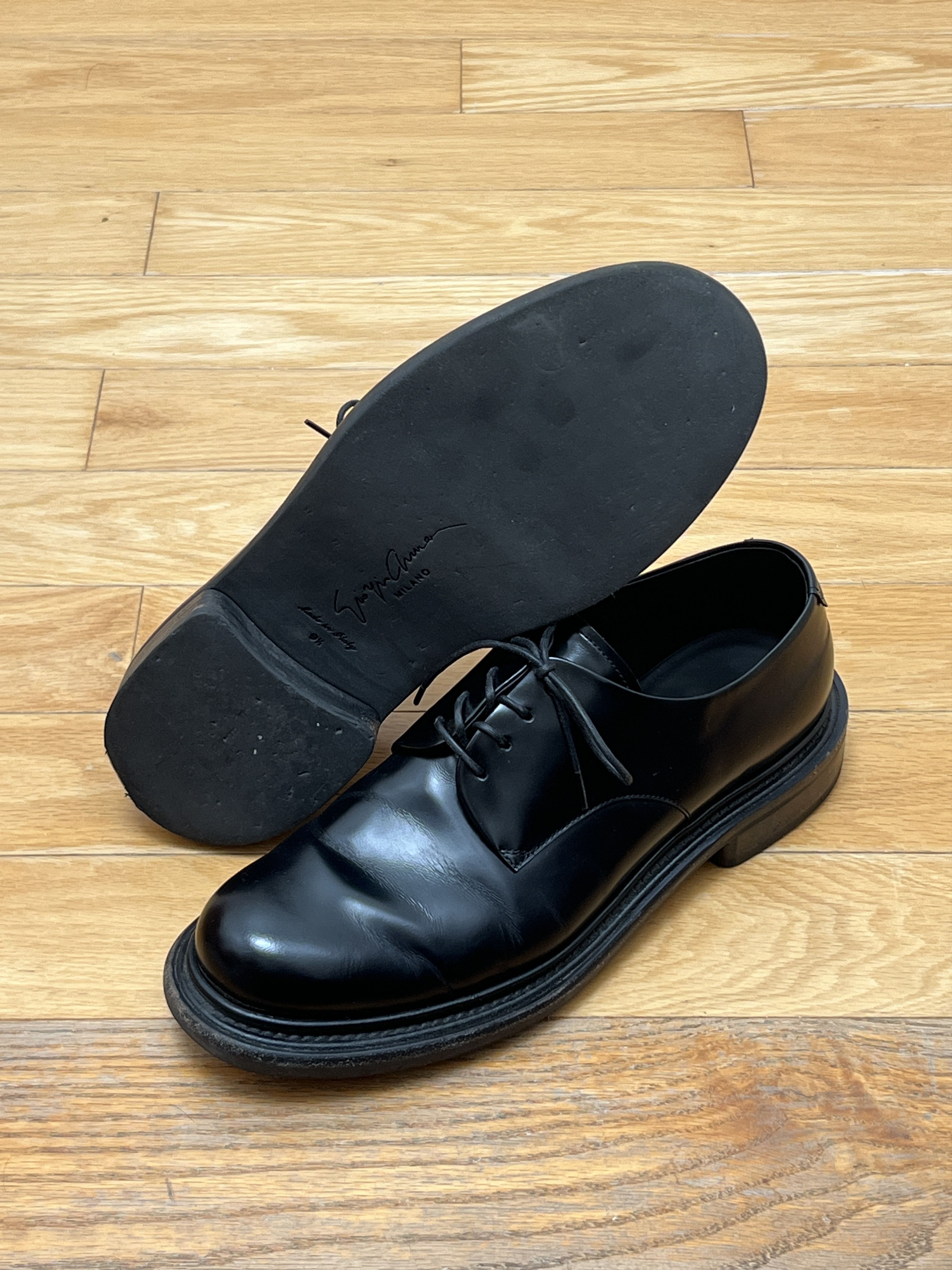 Giorgio Armani Giorgio Armani Brushed Leather Derby UK9.5 Size US 10.5 / EU 43-44 - 1 Thumbnail