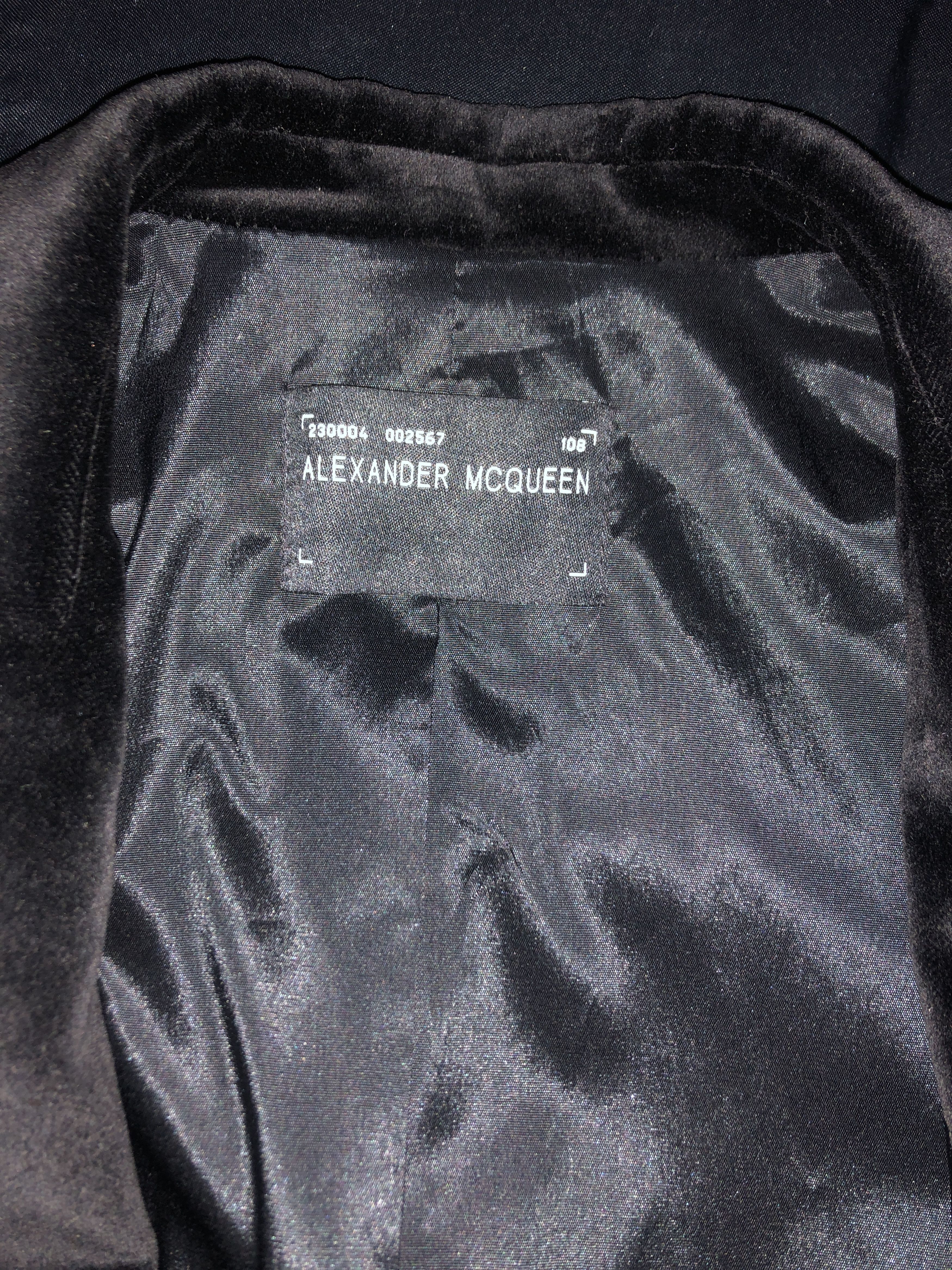 Alexander McQueen Black Velvet Embellished Jacket Size M / US 6-8 / IT 42-44 - 7 Thumbnail