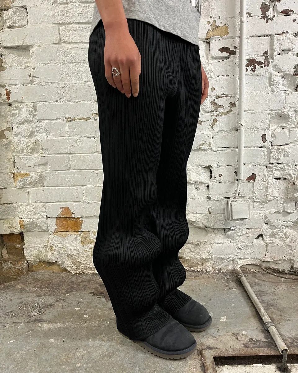 Issey Miyake Issey Miyake Black Pleats Pants Size 27" / US 4 / IT 40 - 2 Thumbnail