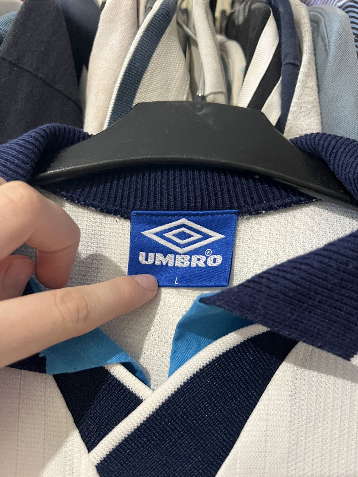 Umbro × Vintage 1996/1997 UMBRO ENGLAND NATIONAL TEAM HOME FOOTBALL SHIRT Size US L / EU 52-54 / 3 - 5 Thumbnail
