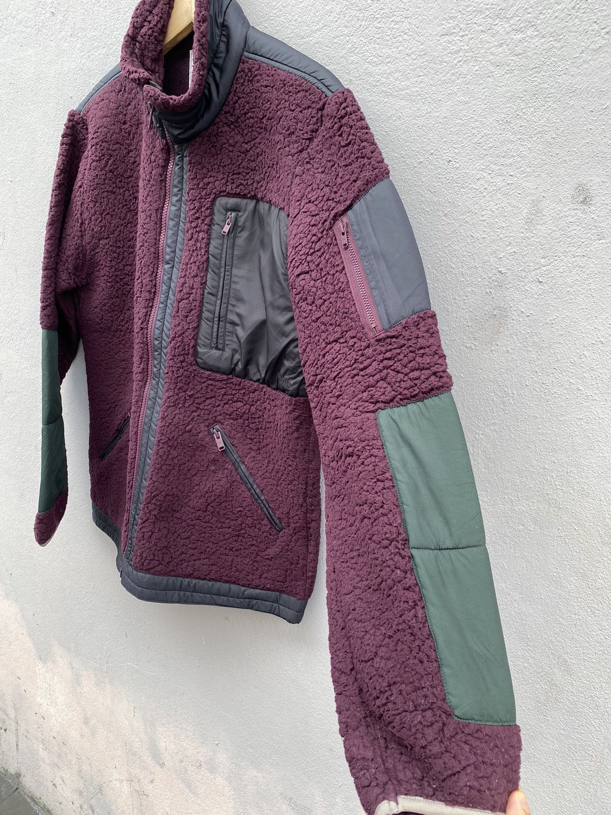 Undercover × Uniqlo Uniqlo x Undercover “UU” Purple Padded Fleece Jacket Size US M / EU 48-50 / 2 - 3 Thumbnail