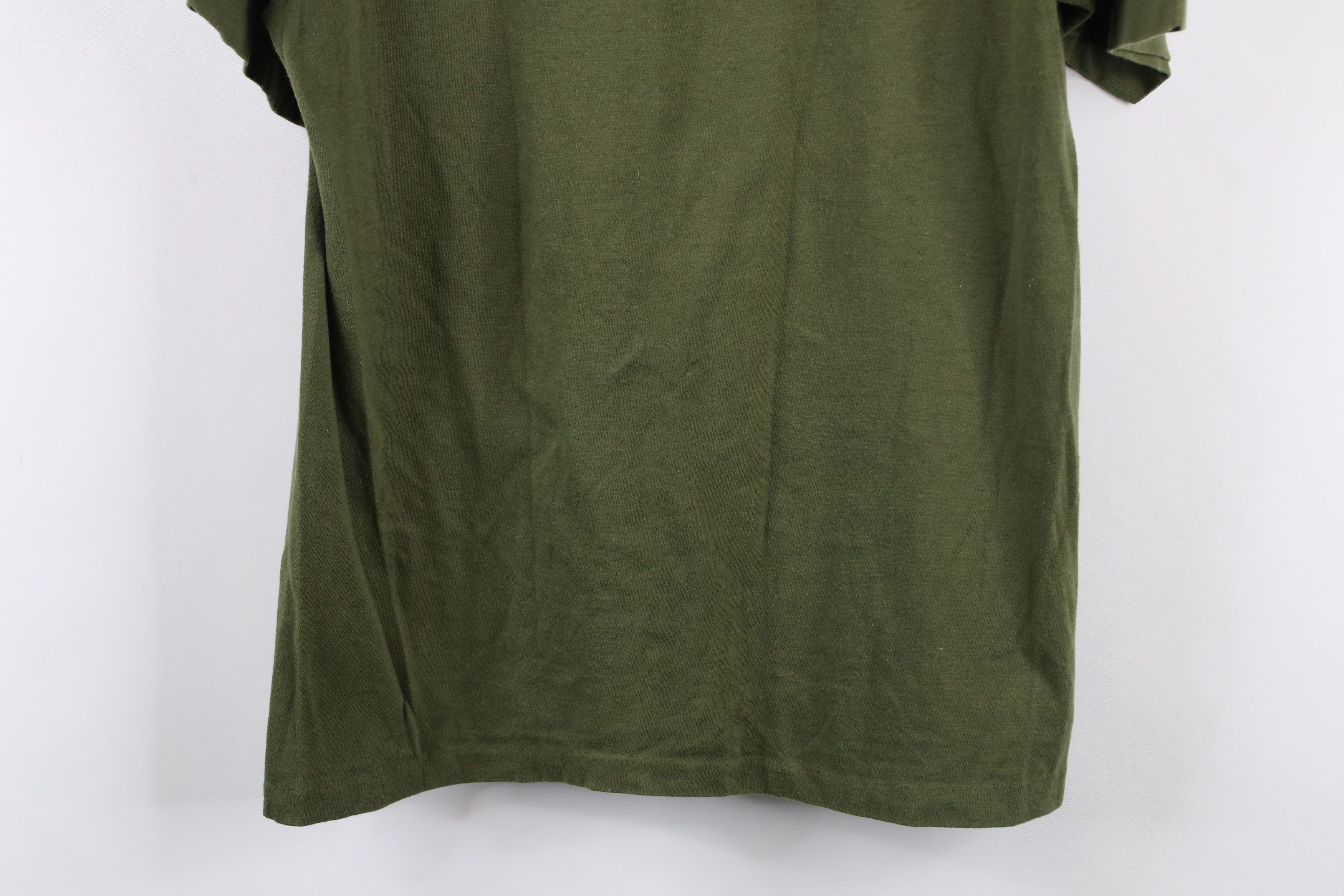 Vintage Vintage 70s Good Soldiers Gutless Politicians T-Shirt USA Size US L / EU 52-54 / 3 - 13 Thumbnail