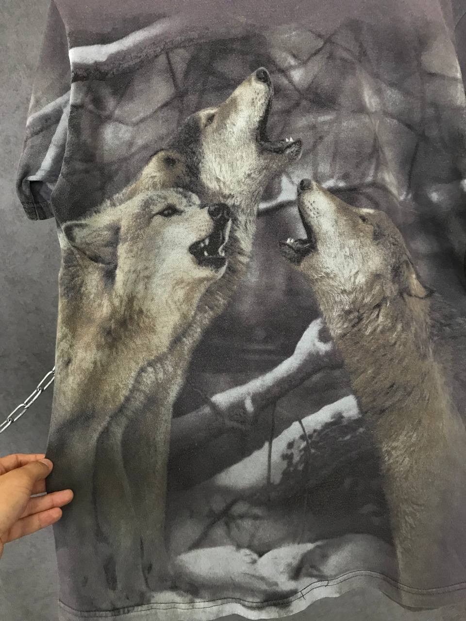 Vintage Wolf animal vintage overprinted made in USA tee Size US M / EU 48-50 / 2 - 7 Thumbnail