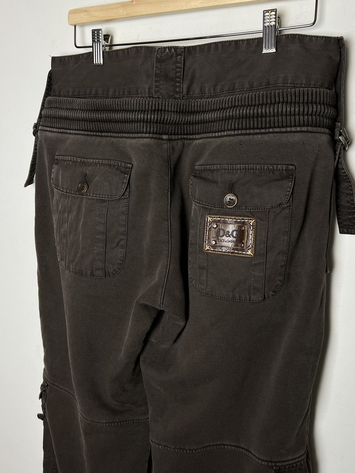 Dolce & Gabbana dolce&gabbana y2k multipocket double waist cargo sweatpants Size US 32 / EU 48 - 11 Thumbnail
