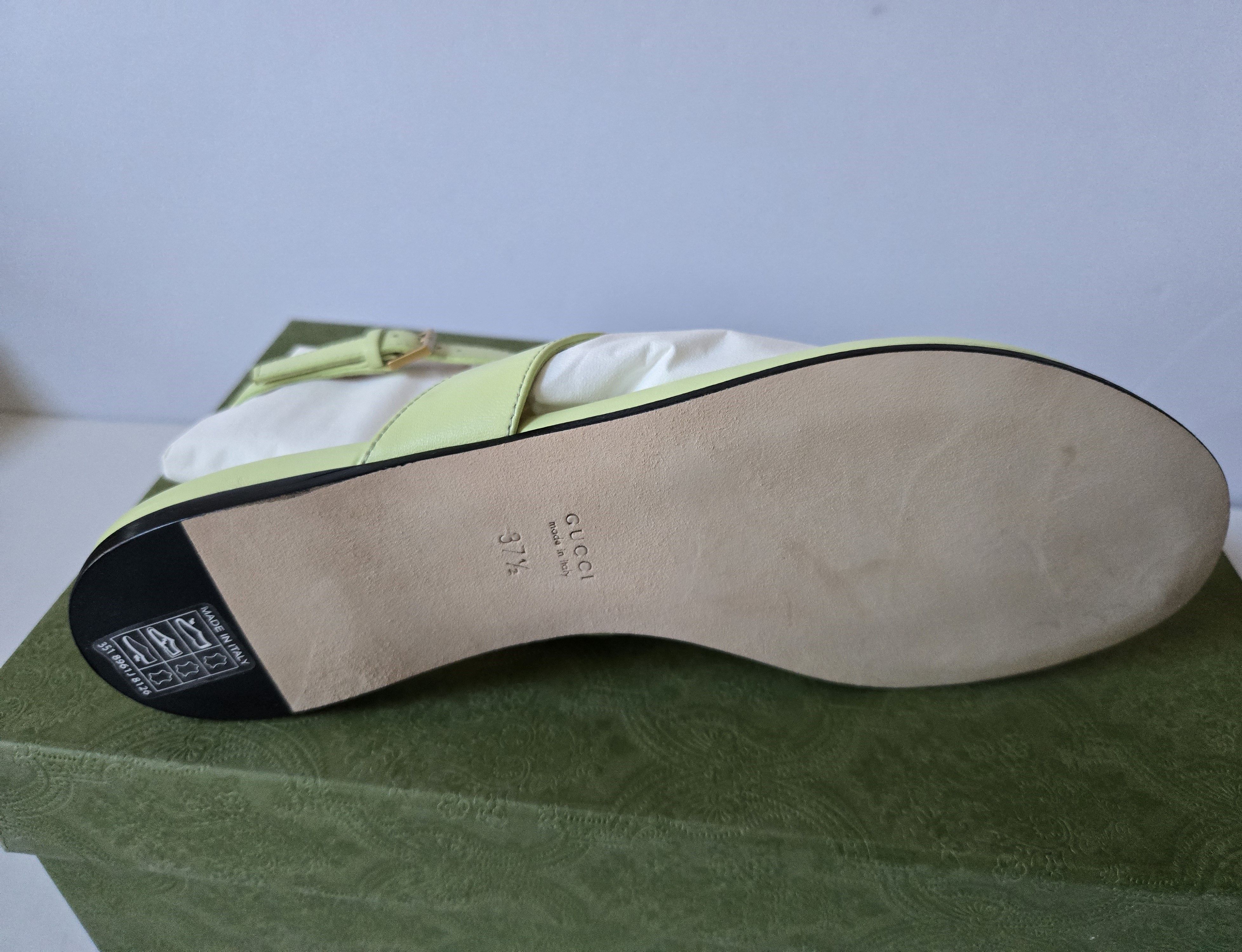 Gucci NIB Gucci Marmont GG patent leather thong sandals IT 37.5 Size US 7.5 / IT 37.5 - 7 Thumbnail