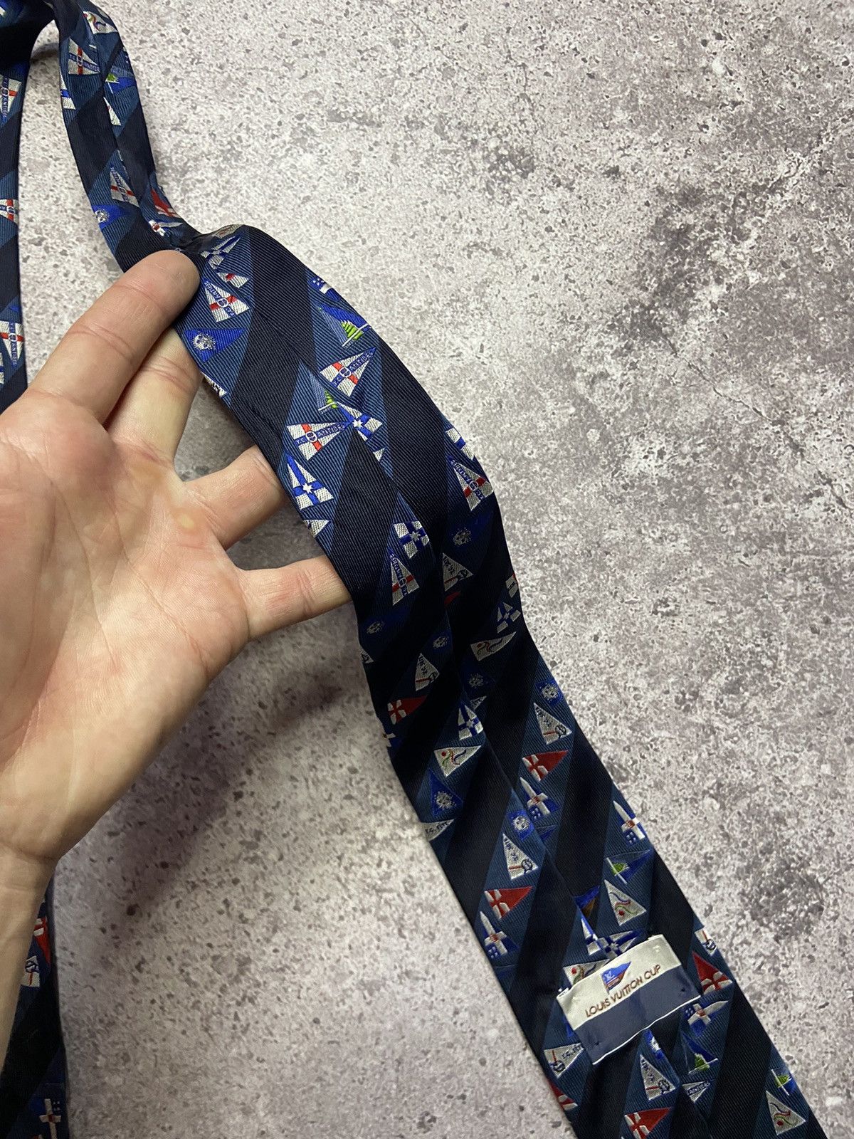 Louis Vuitton Vintage Louis Vuitton Cup Silk Tie Size ONE SIZE - 12 Thumbnail